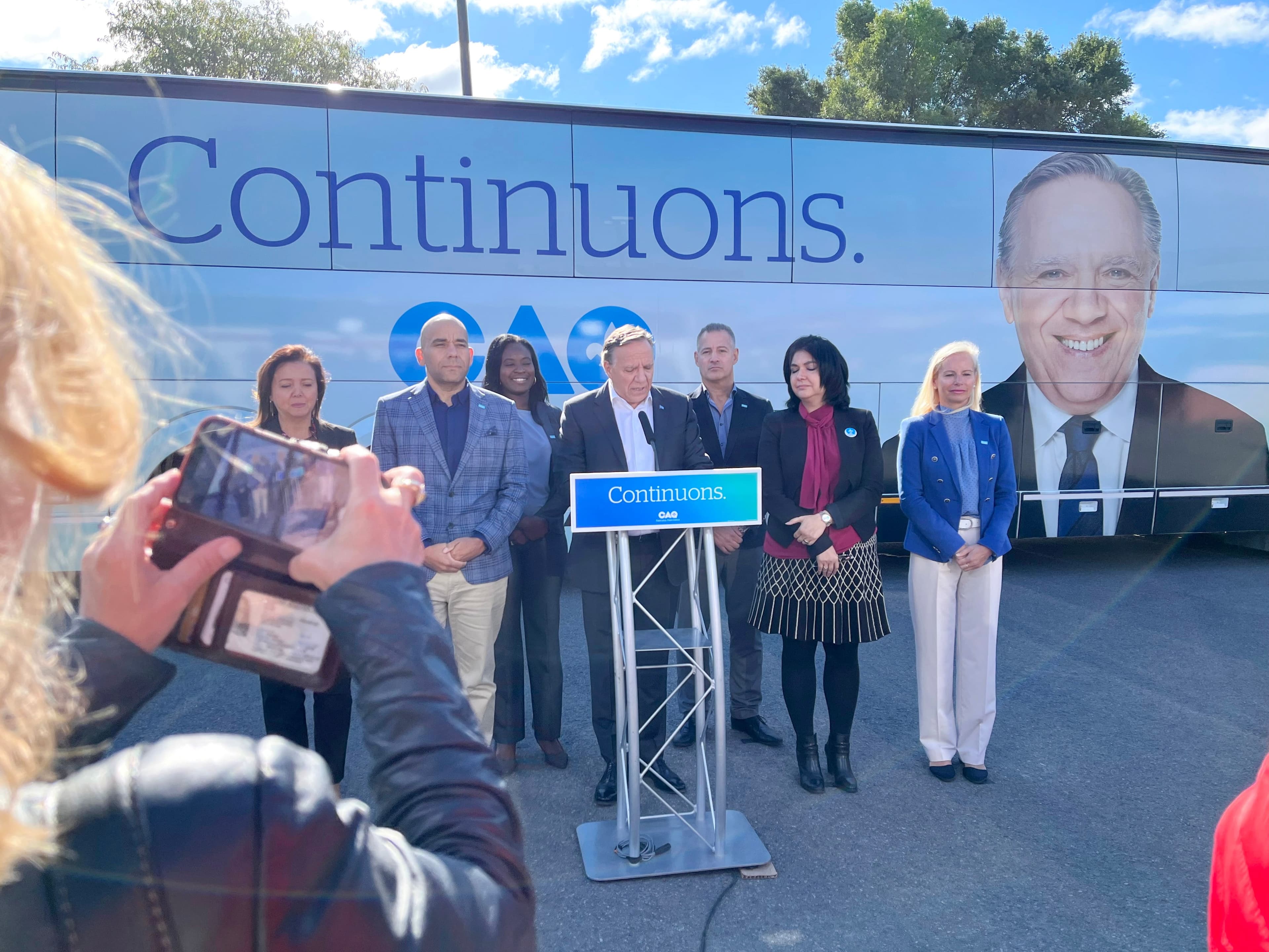 Malgré une mauvaise campagne, la CAQ profite d’une équipe forte et d’une opposition morcelée.