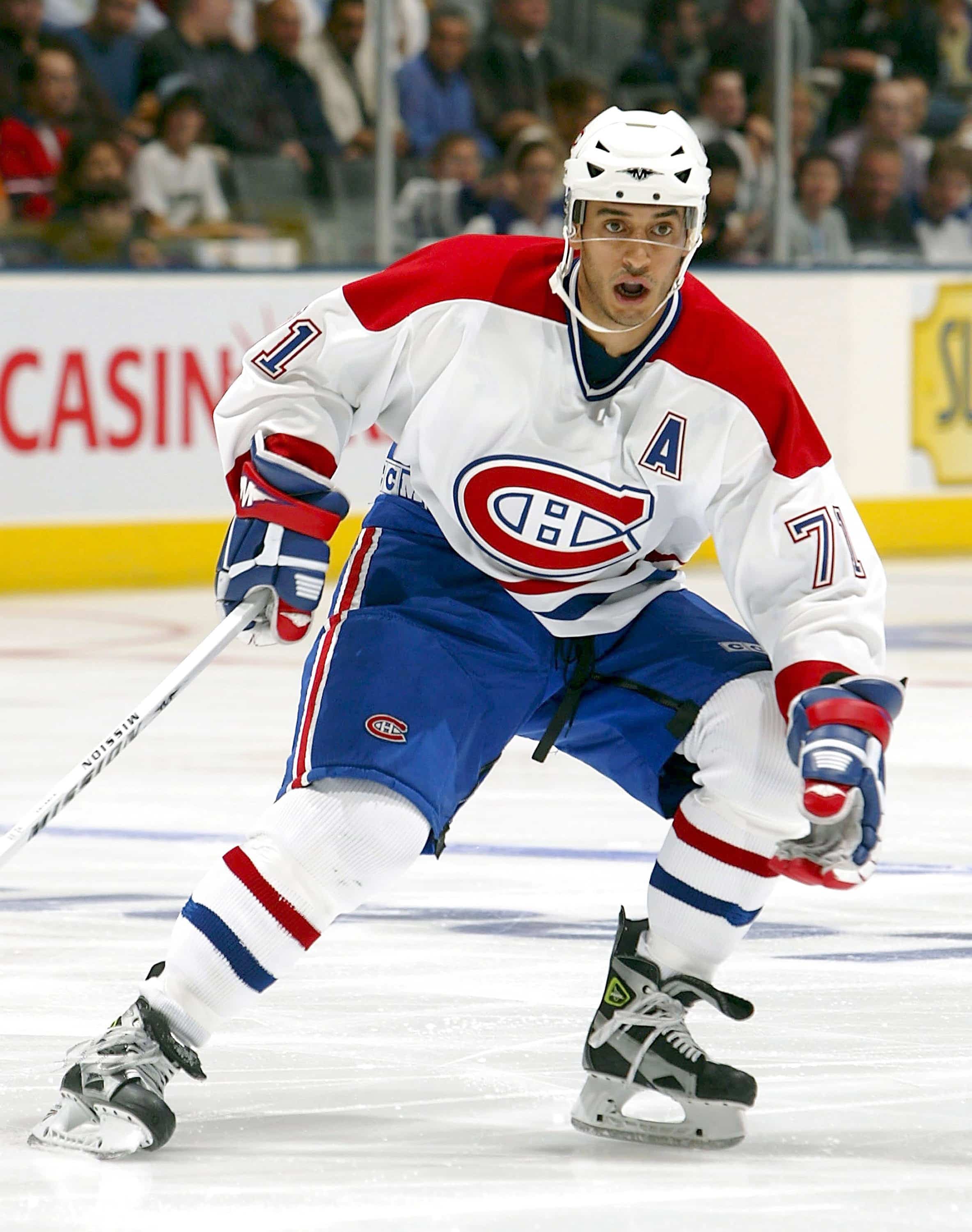 L’ancien attaquant du Canadien de Montréal, Mike Ribeiro, lors d’un match contre les Maple Leafs en septembre 2005.