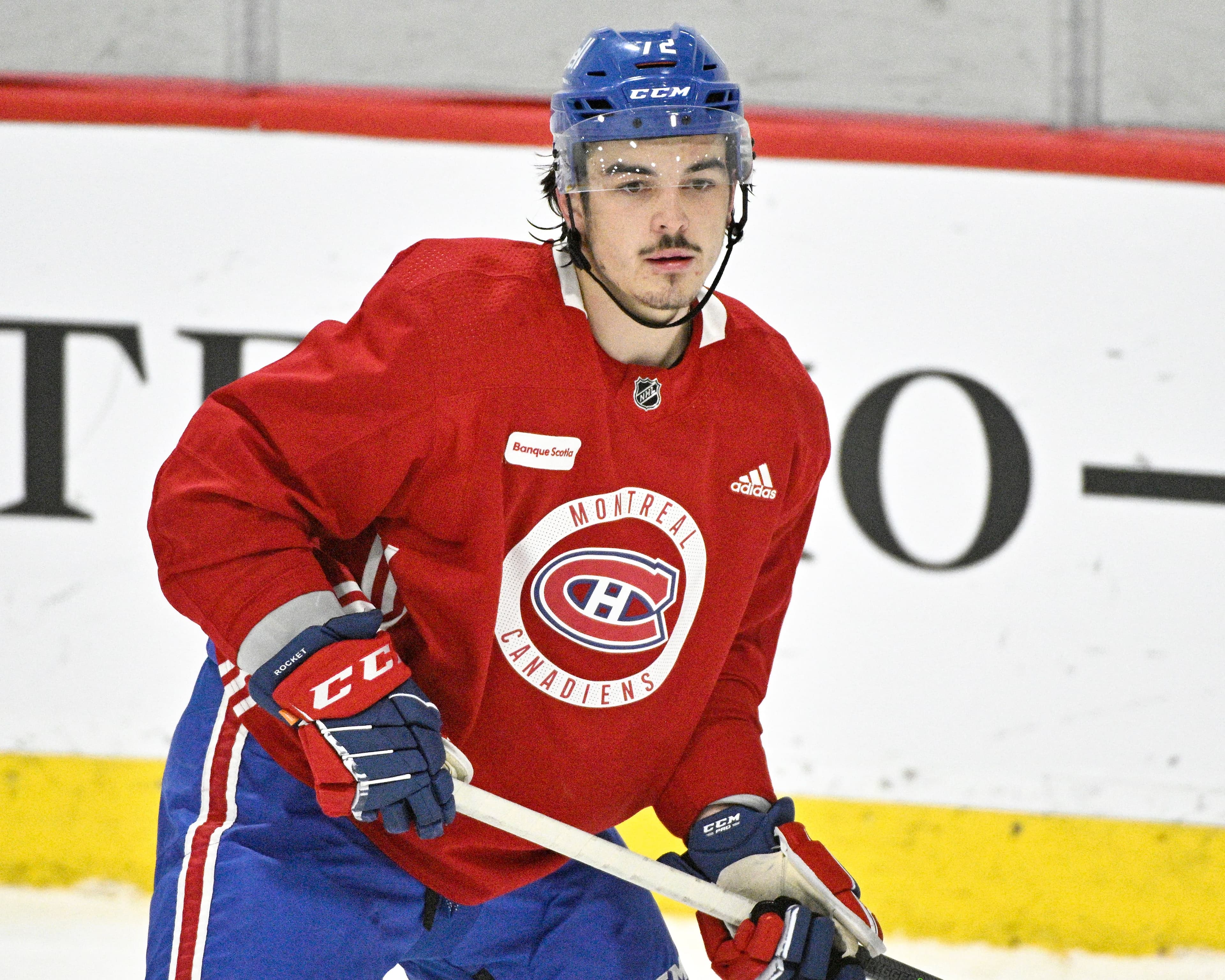 Arber Xhekaj s’est avéré la surprise du camp chez le Tricolore, le jeune défenseur s’étant taillé un poste avec le grand club.