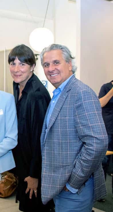 Sophie Brochu et son conjoint, John Gallagher, à Lausanne, en Suisse, en juin 2019. Mme Brochu était alors la grande patronne du distributeur de gaz naturel Énergir. Elle est aux commandes d’Hydro-Québec depuis le 1er avril 2020.