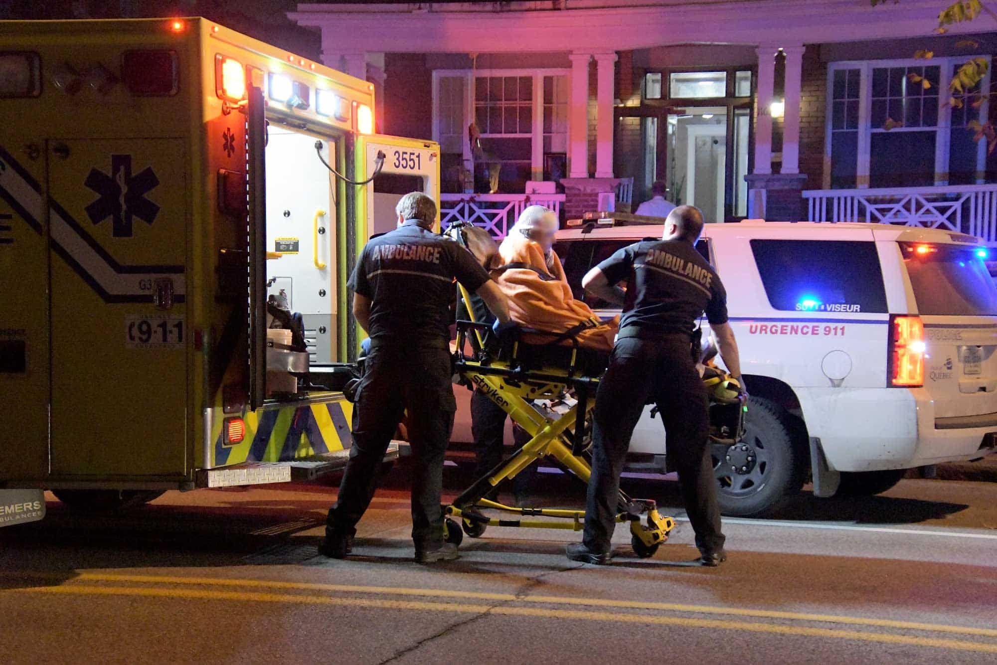 Une femme de 46 ans a aussi été blessée dans l’altercation mardi soir.