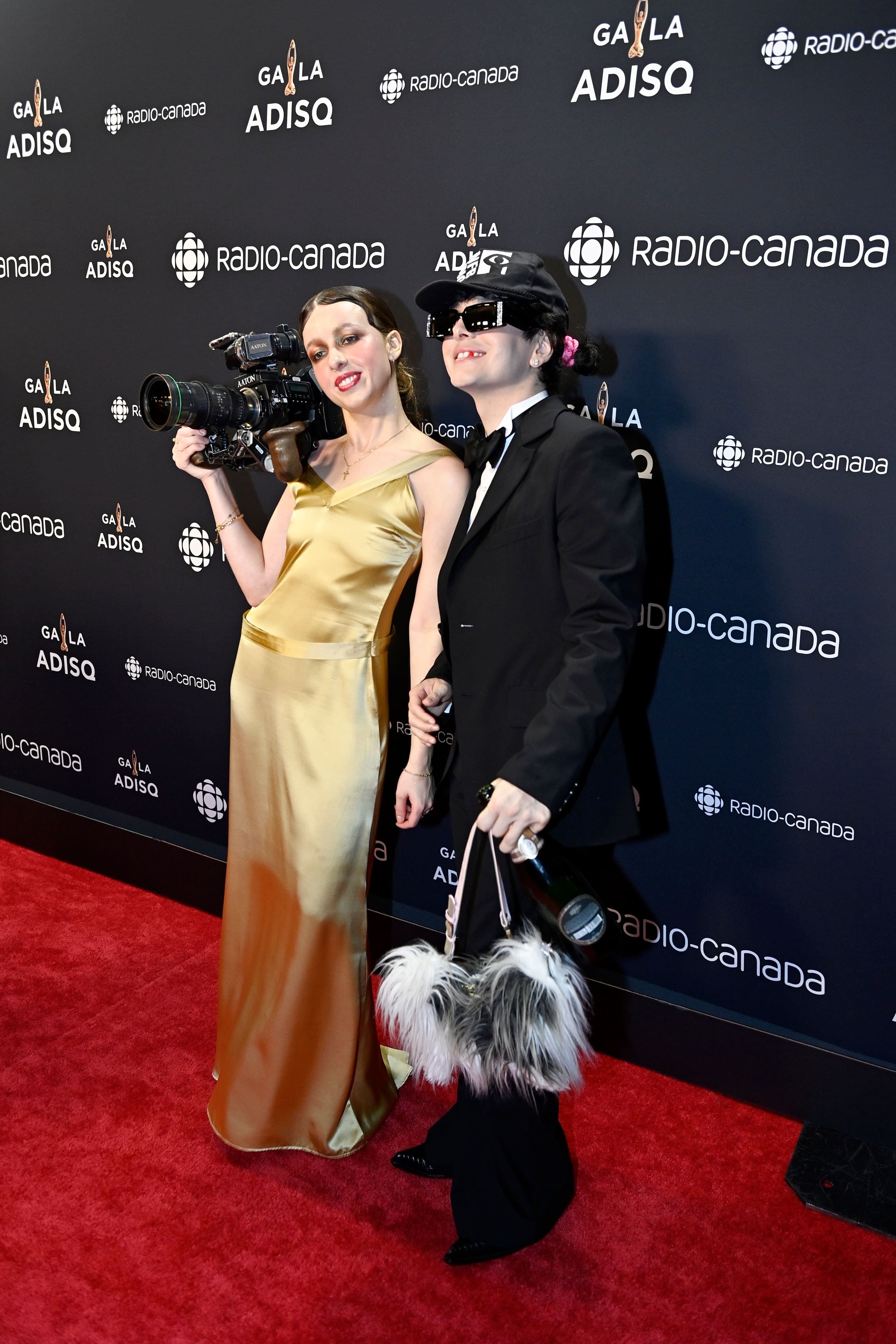 Noémie D. Leclerc a accompagné Hubert Lenoir sur le tapis rouge du gala de l’ADISQ, dimanche dernier.