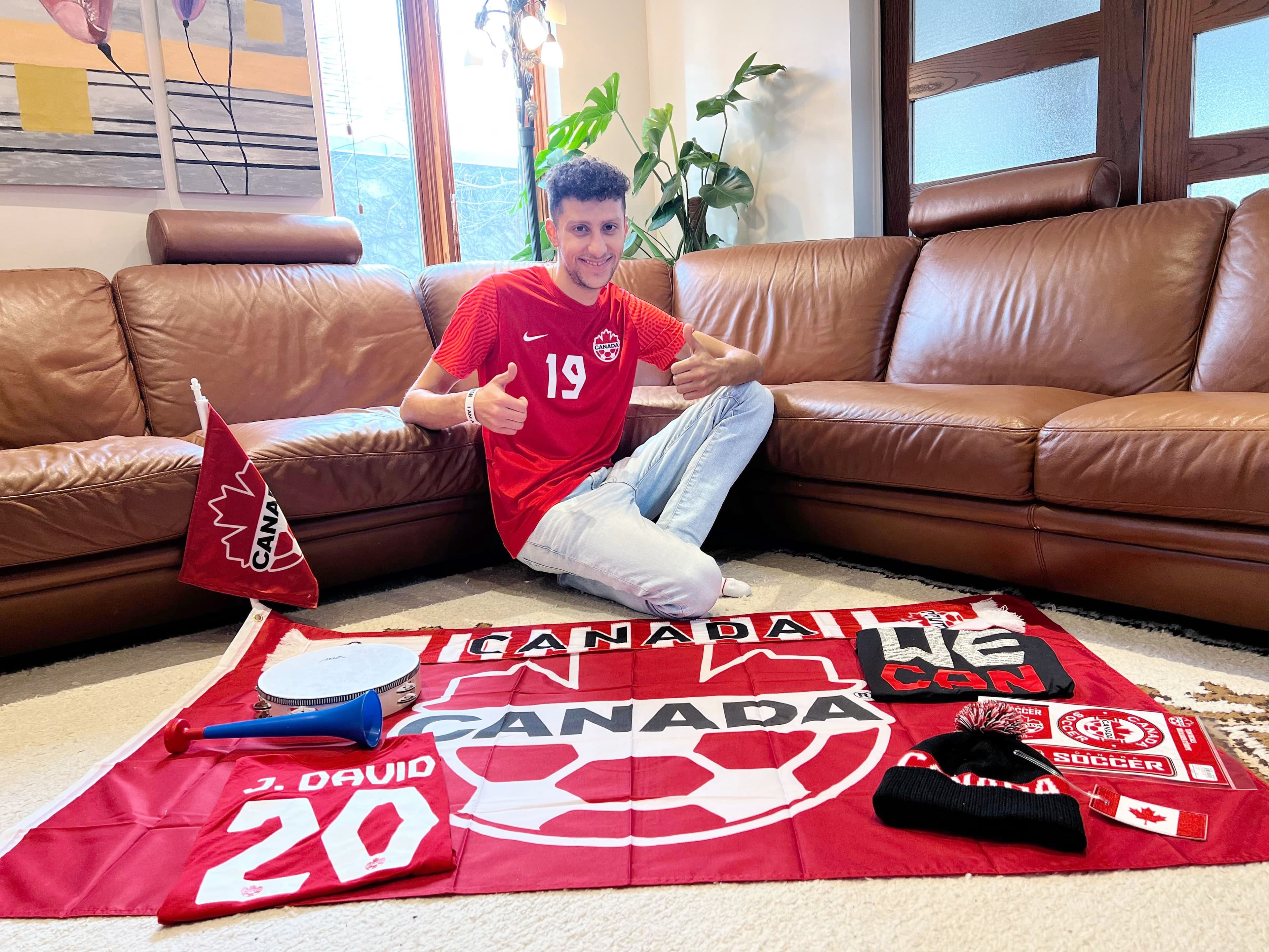 Amine Ben Arous, originaire de Montréal, a économisé pendant un an pour assister à la Coupe du monde.