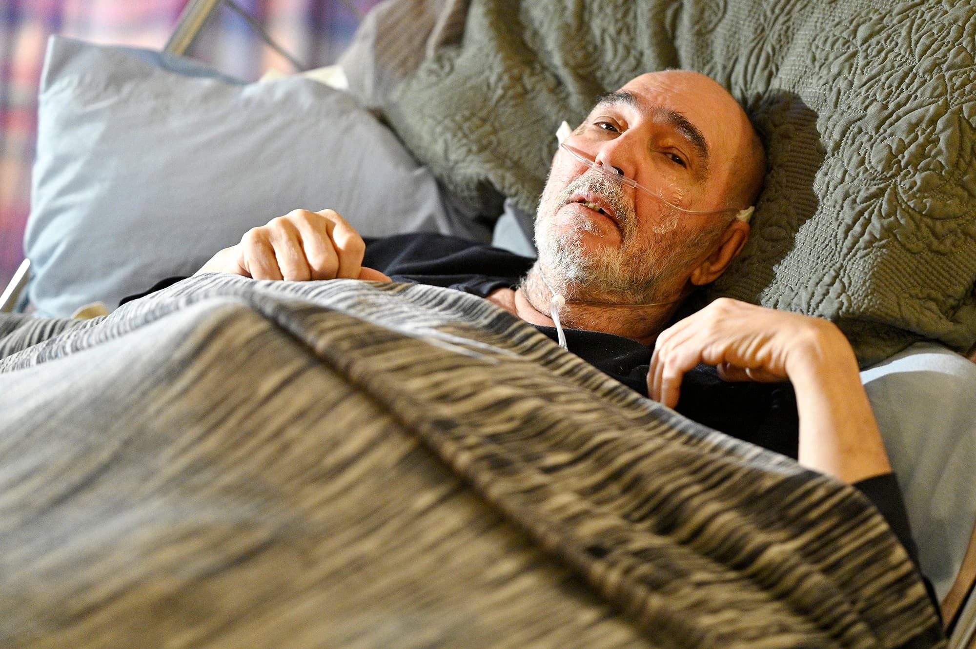 Écœuré par la bouffe d’hôpital, Angelo Gagliano est retourné chez lui pour recevoir des soins palliatifs.