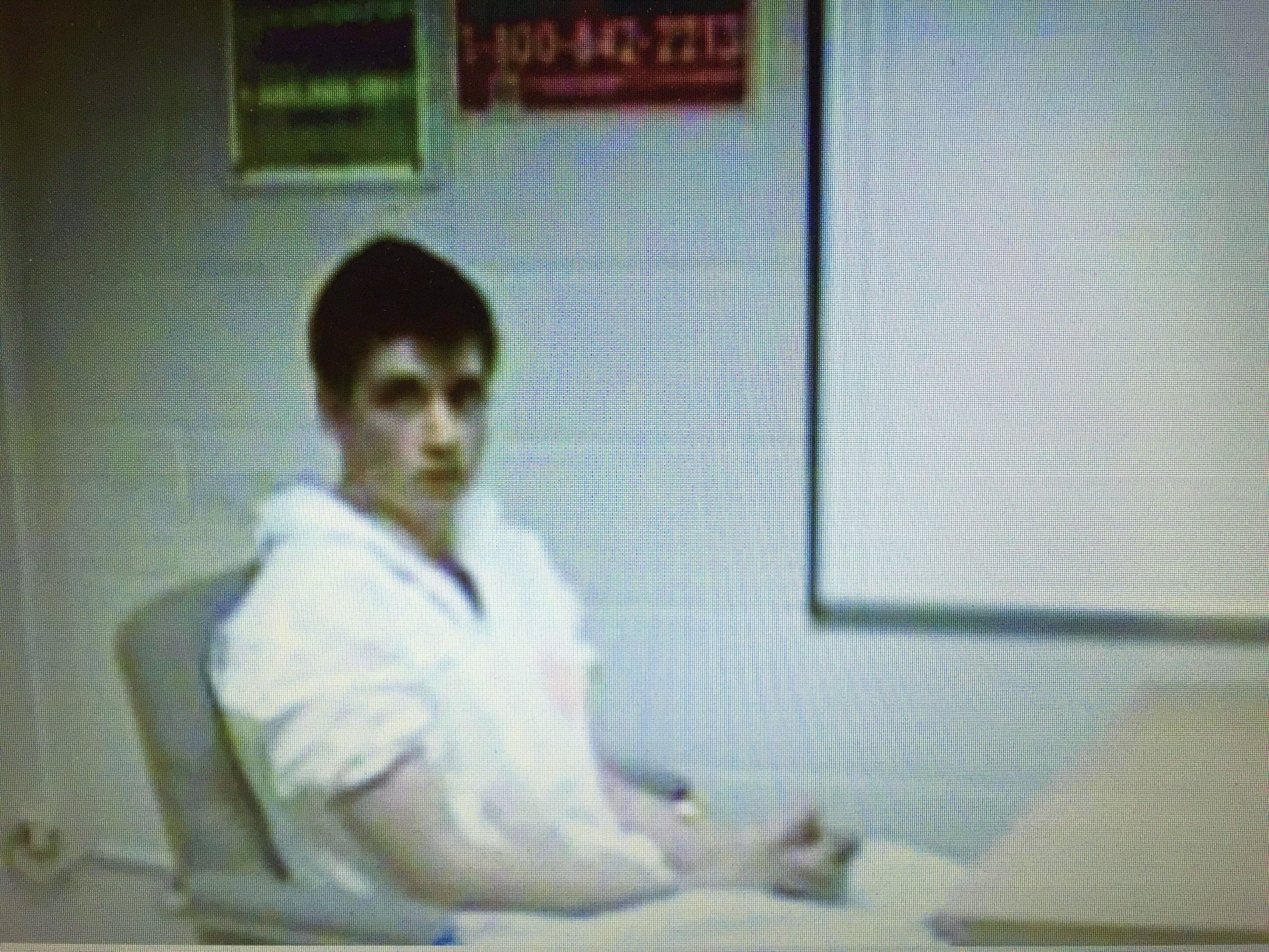 Kaven Sirois Fournier en interrogatoire avec les policiers après sa tuerie en 2014.