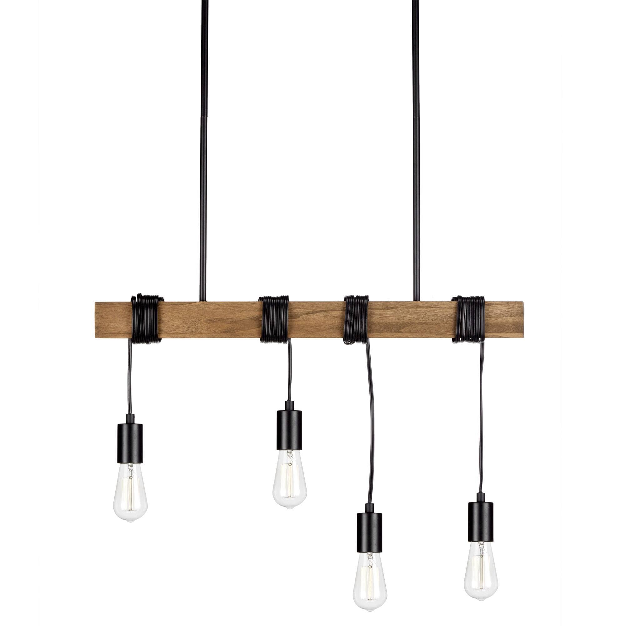 Lampe suspendue à quatre ampoules, 180 $, chez Bouclair. bouclair.com
