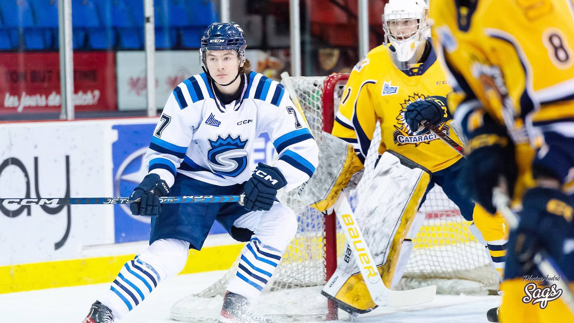 Maxim Massé n’a que 16 ans, mais il est déjà utilisé à toutes les sauces par l’entraîneur Yanick Jean.