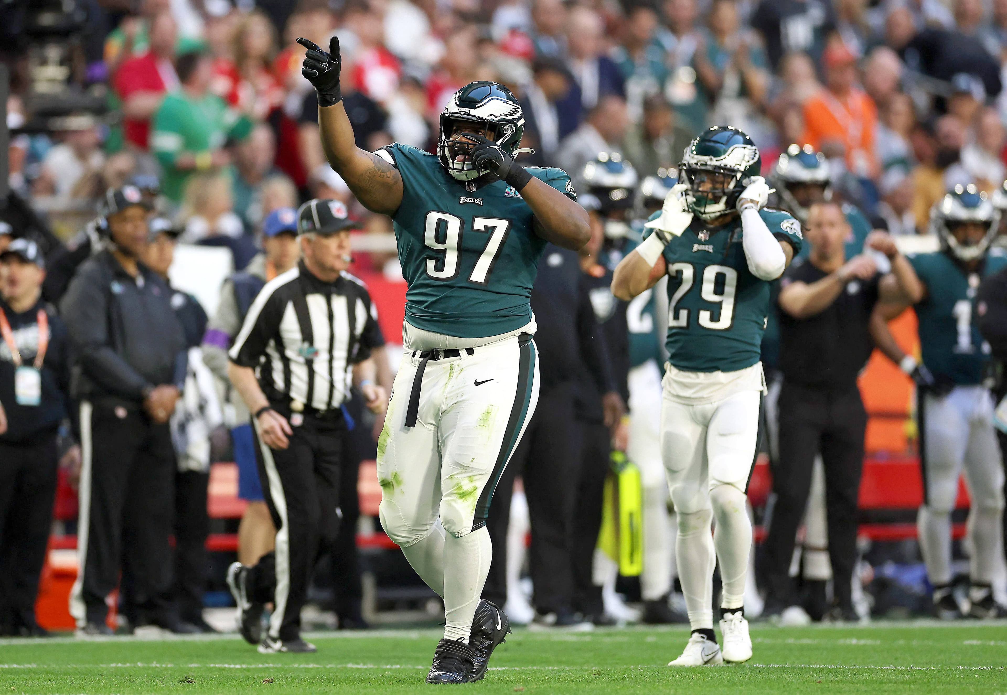 Le plaqueur étoile Javon Hargrave poursuivra sa carrière avec les 49ers après avoir accepté un contrat de quatre ans et 84 millions $.