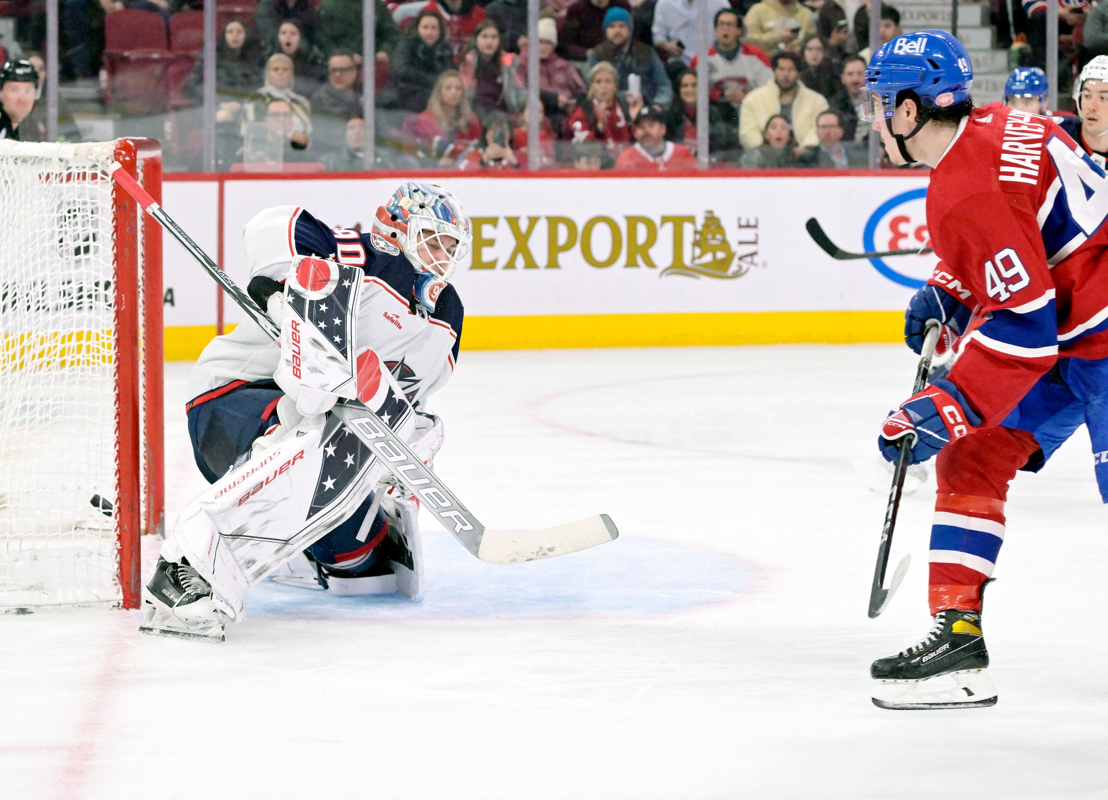 Le tir vif de Rafaël Harvey-Pinard n’a donné aucune chance au gardien Elvis Merzlikins lors de la deuxième période, samedi soir, au Centre Bell.