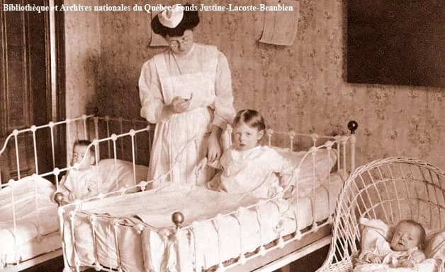 Soins pédiatriques au début du XXe siècle.
