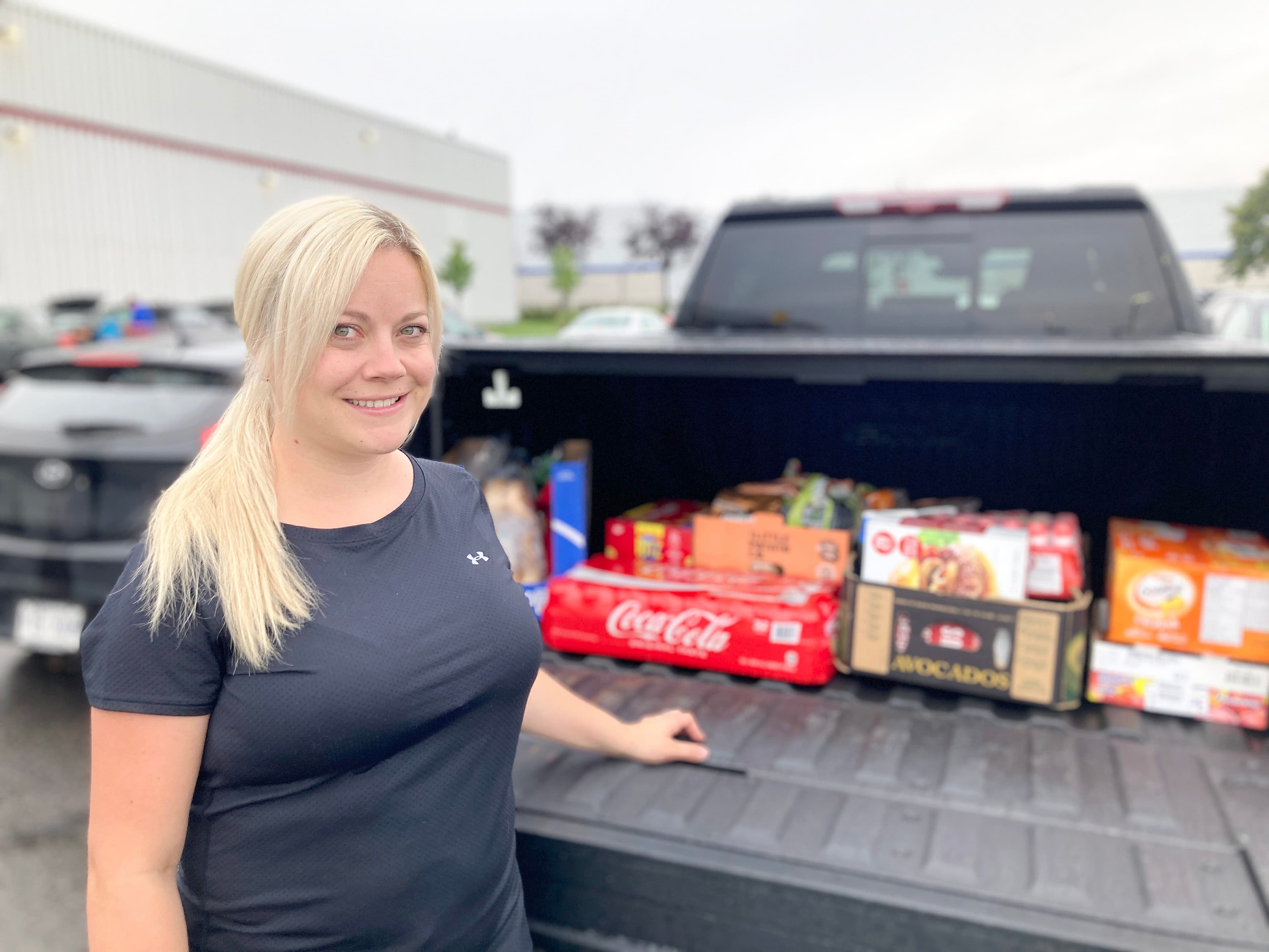 Carol-Ann Rioux a trois enfants et cherche plus souvent les rabais pour nourrir sa famille.