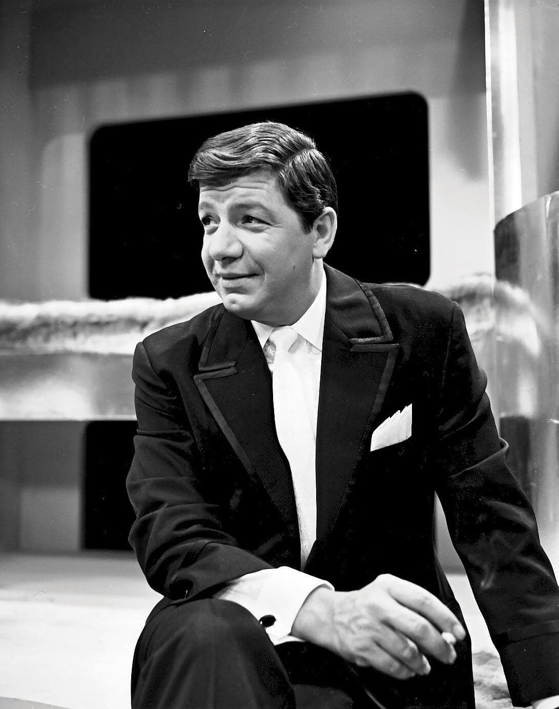 Sur le plateau de Claude Blanchard.