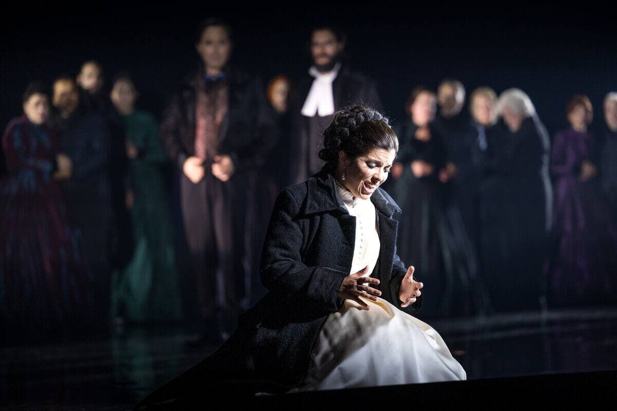 Les spectacles d’opéra présentés à Québec attirent un public de plus en plus en jeune depuis quelques années.