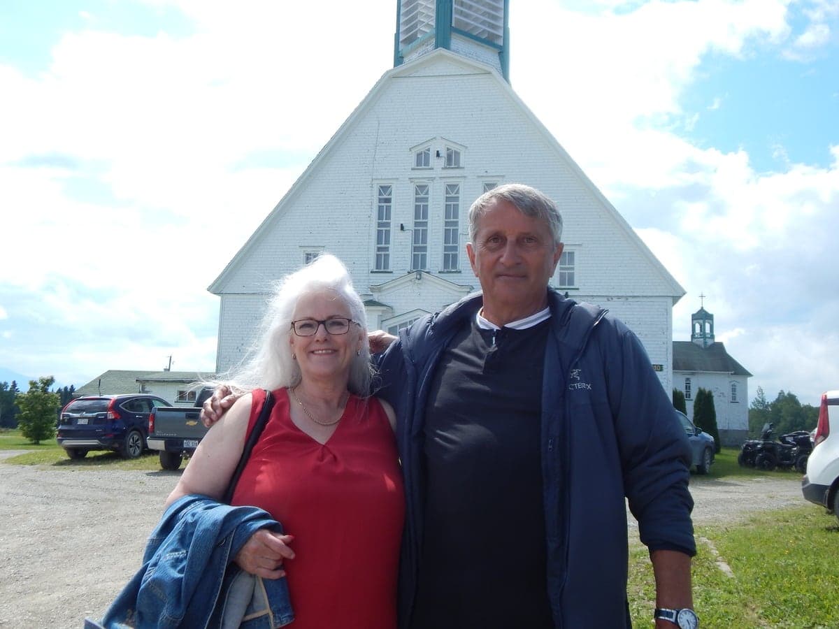 Pierrette Amyot et Francis Fraser ont gardé un fort sentiment d’appartenance à leur village natal.