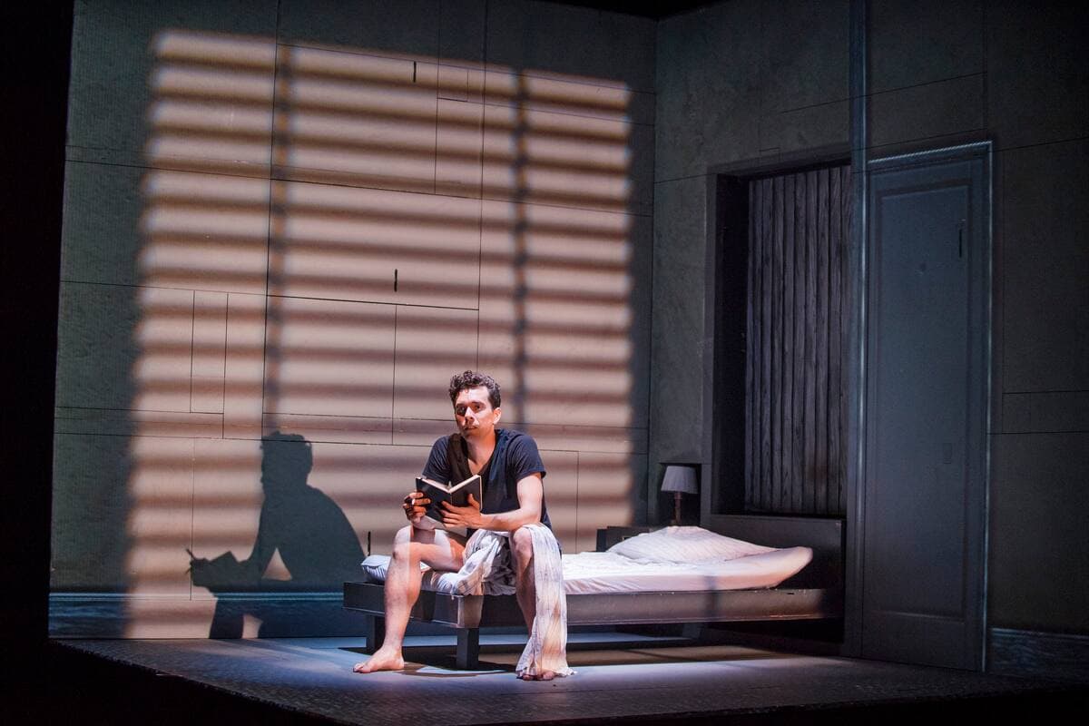 Le comédien Olivier Normand dans la pièce «Les aiguilles et l'opium».