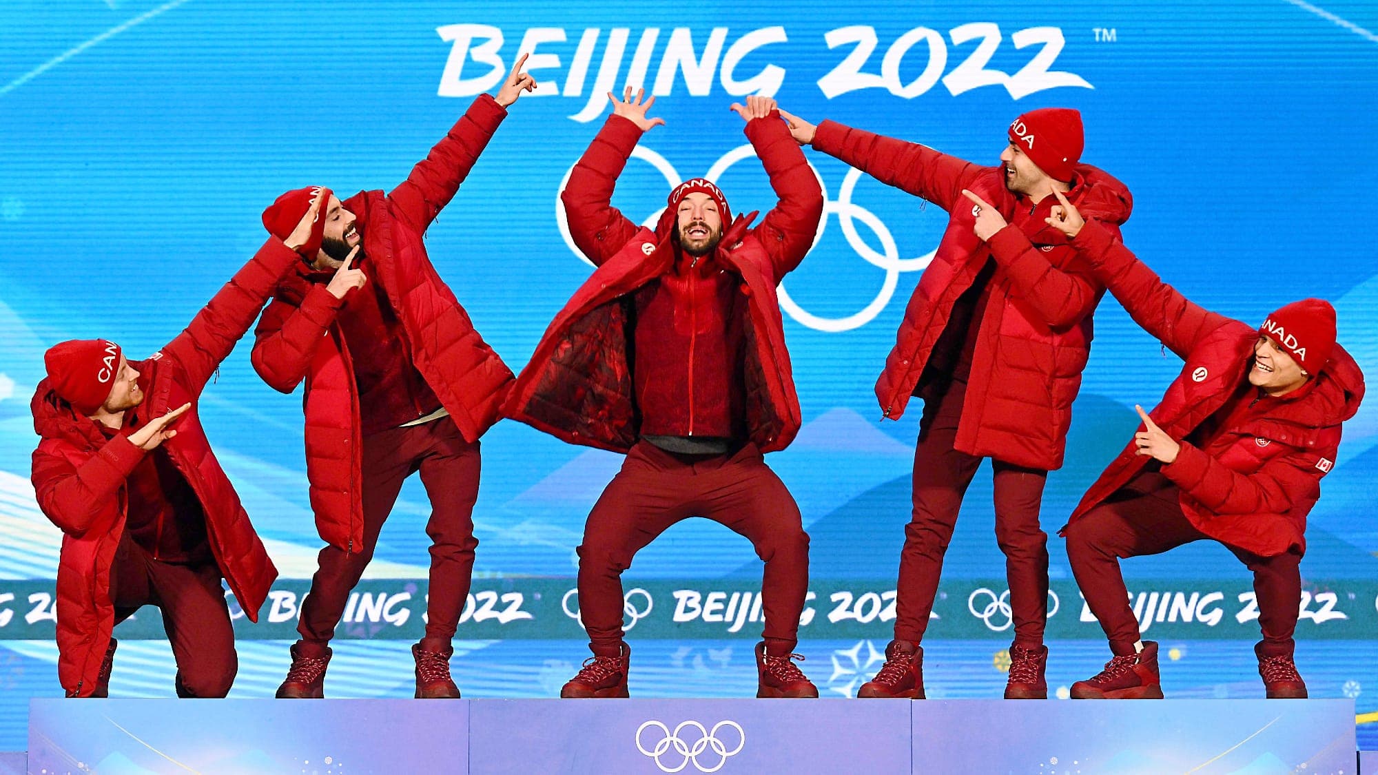 Pascal Dion, Steven Dubois, Charles Hamelin, Maxime Laoun et Jordan Pierre-Gilles