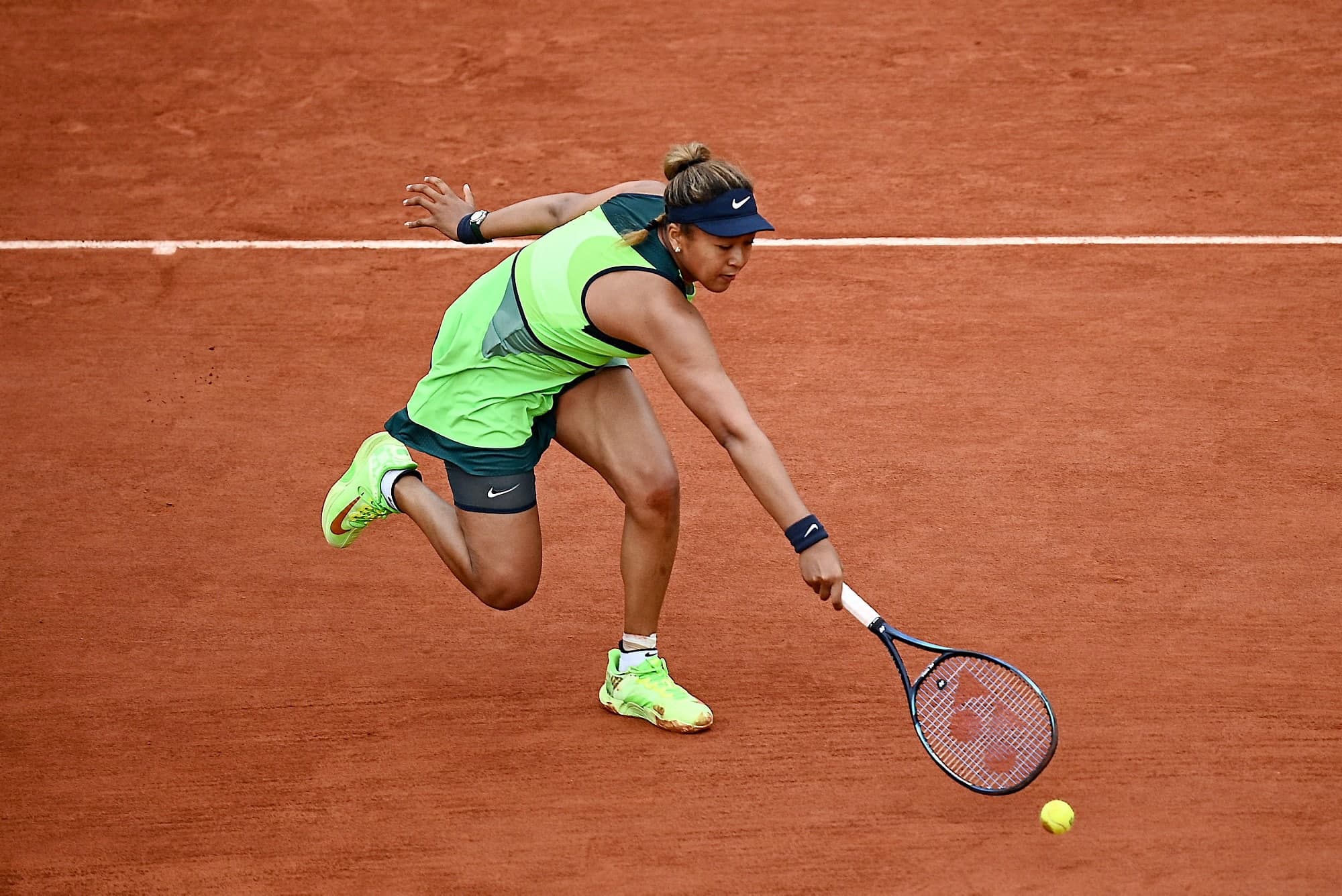 La Japonaise Naomi Osaka, surprise hier à Paris par l’Américaine Amanda Anisimova, croit qu’elle fera l’impasse sur Wimbledon.