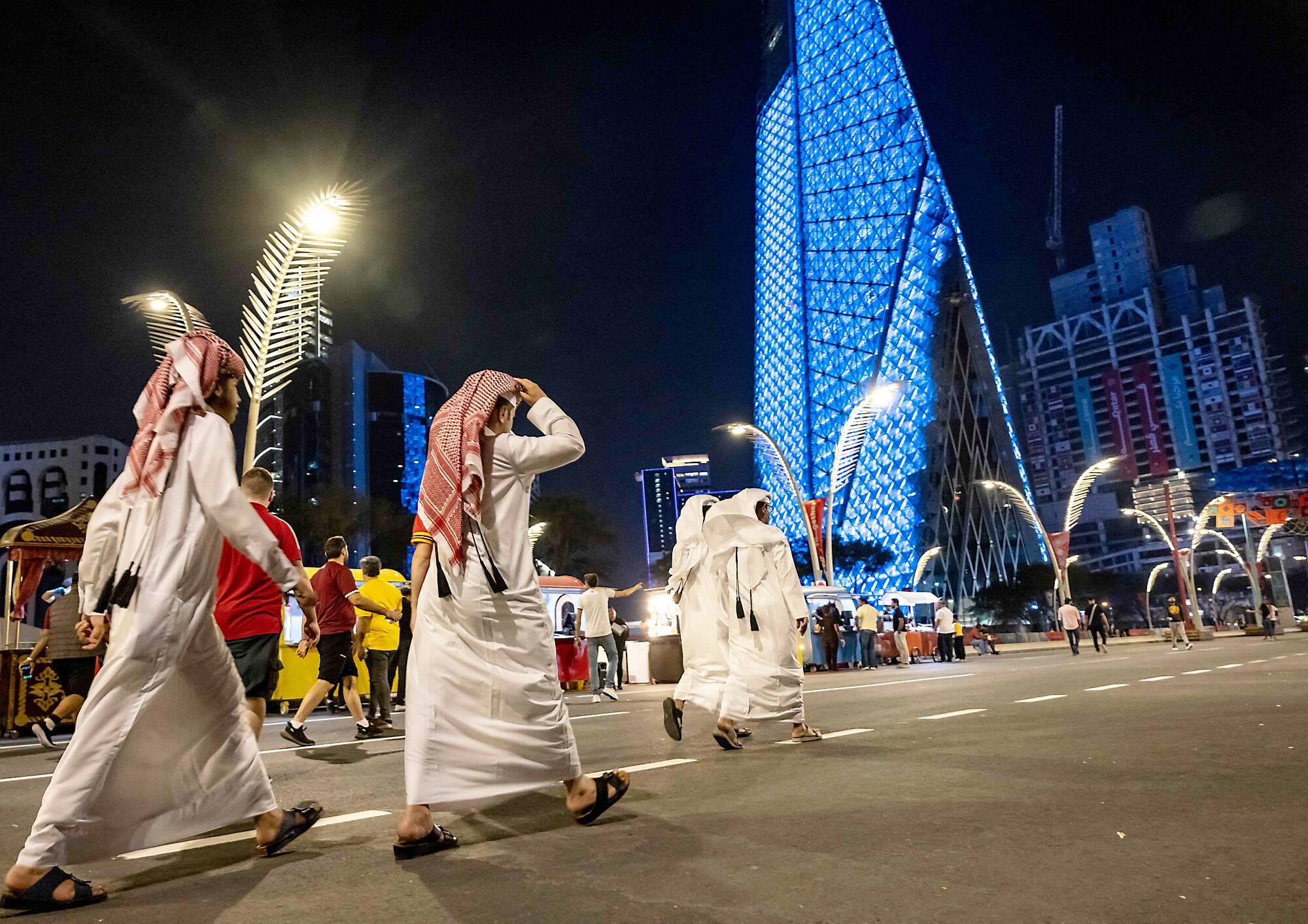 L’ambiance est à la fête à Doha en vue du début de la Coupe du monde.