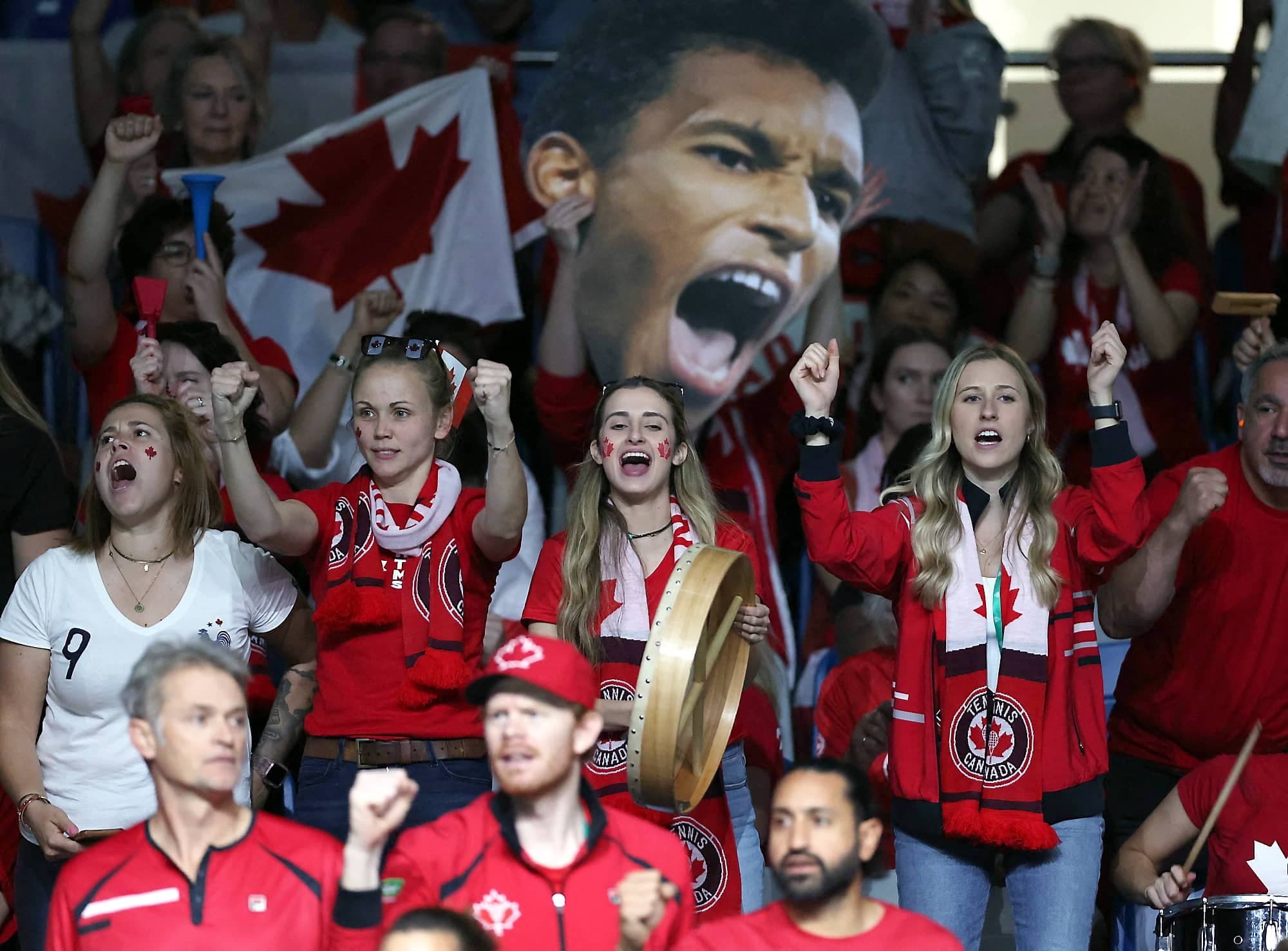 Le Canada mise sur plusieurs partisans dans les gradins du stade Martin Carpena, dont plusieurs sont des employés de Tennis Canada.