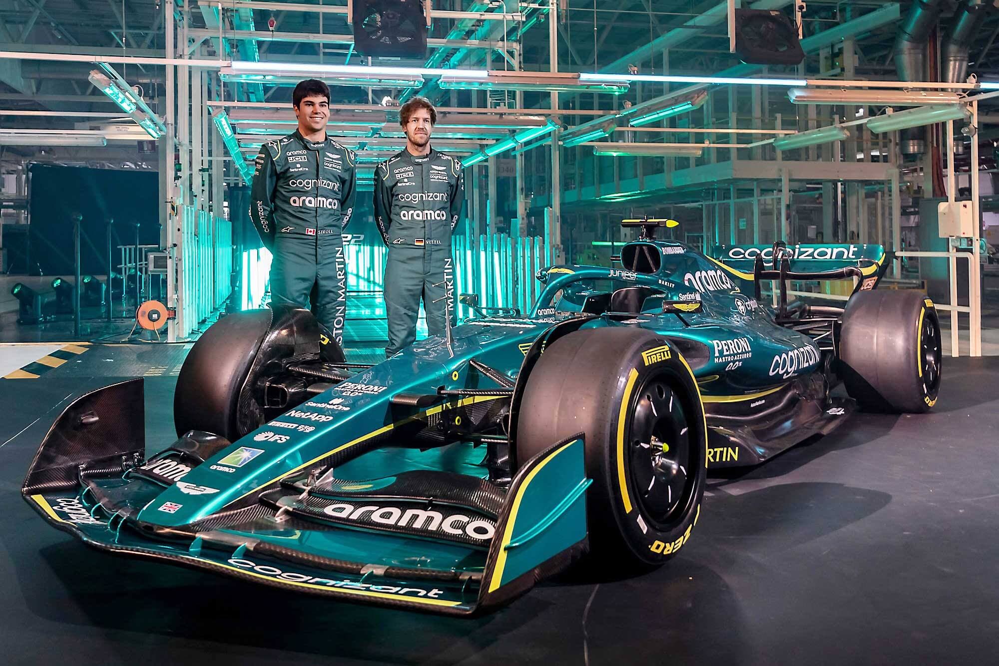 Lance Stroll et son coéquipier Sebastian Vettel ont participé jeudi au dévoilement de la nouvelle Aston Martin qu’ils piloteront au Championnat du monde de Formule 1 en 2022.