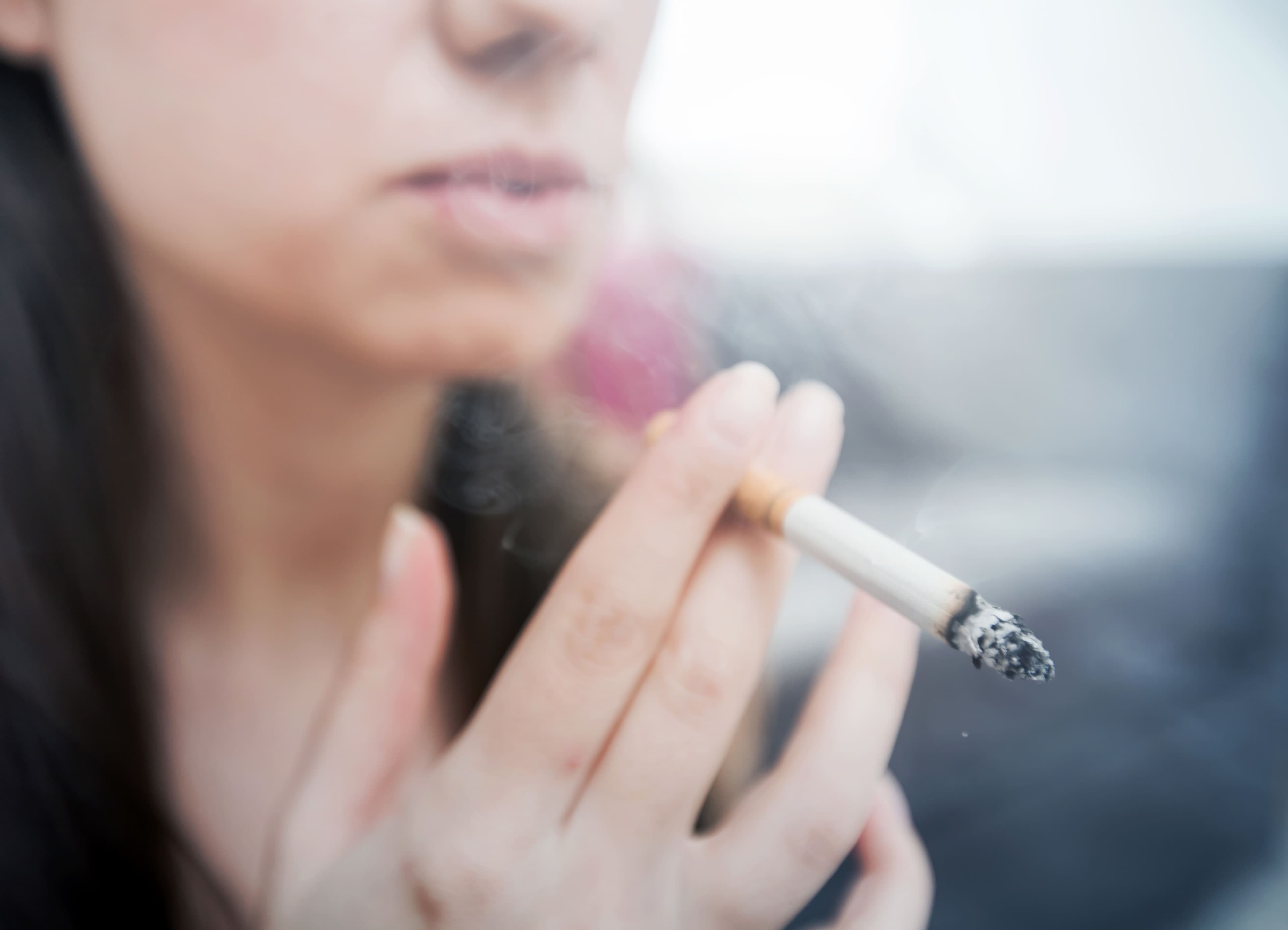 La consommation de cigarettes est en hausse chez les fumeurs depuis un an.