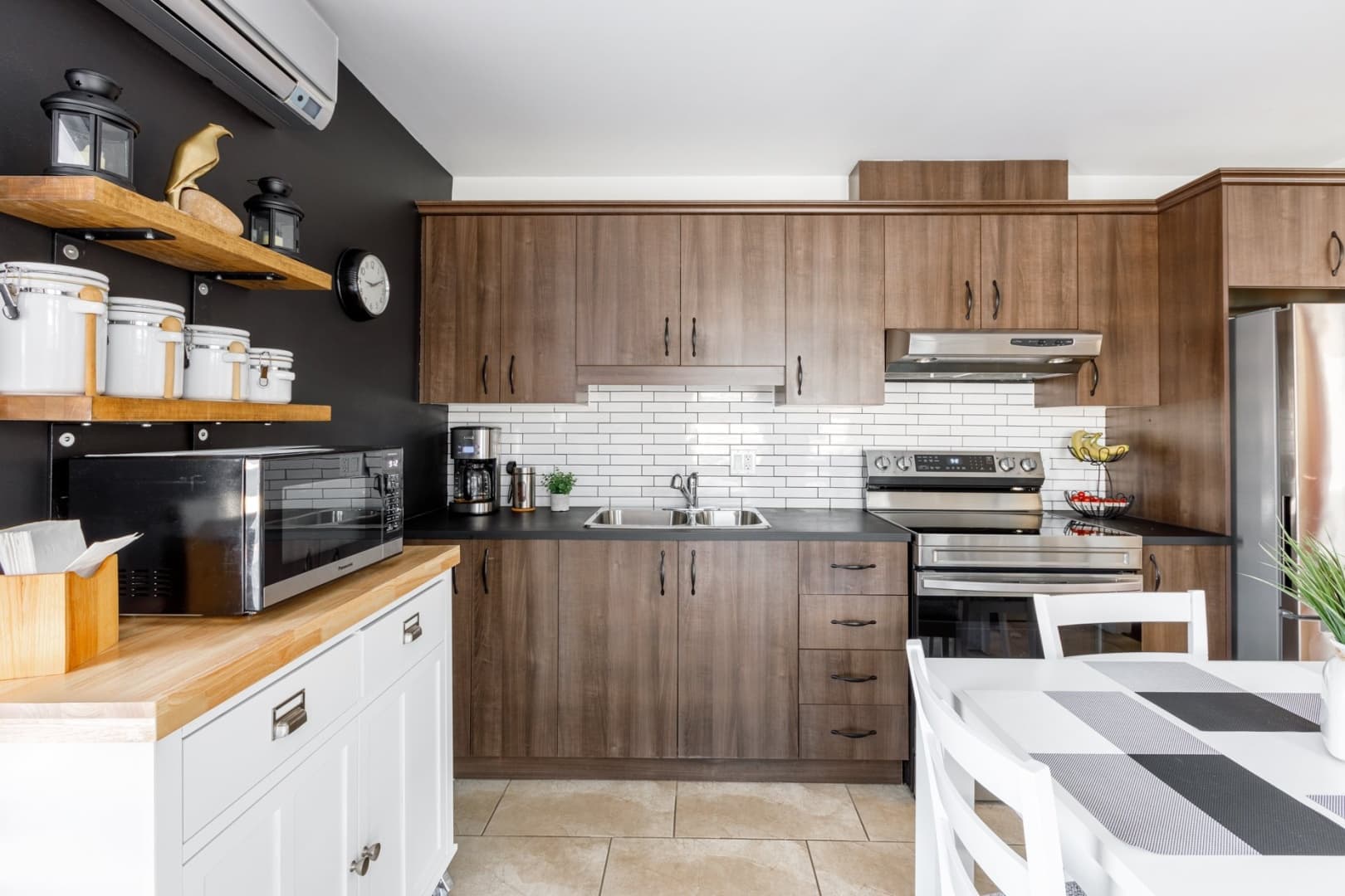 Courtoisie Claudia Lapoite Re/Max