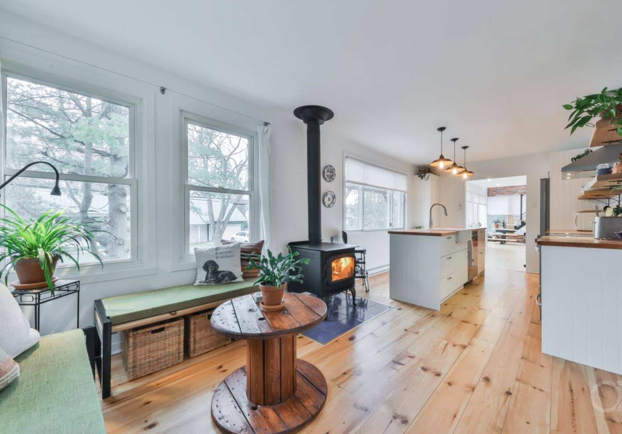 Ines Halim courtière Remax