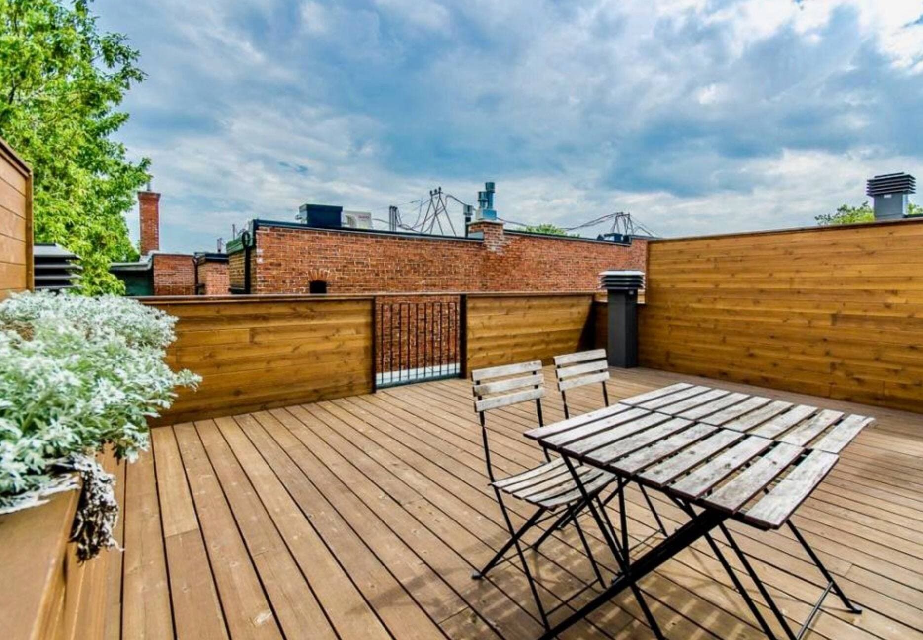 Yannis Guillon / Via Capitale