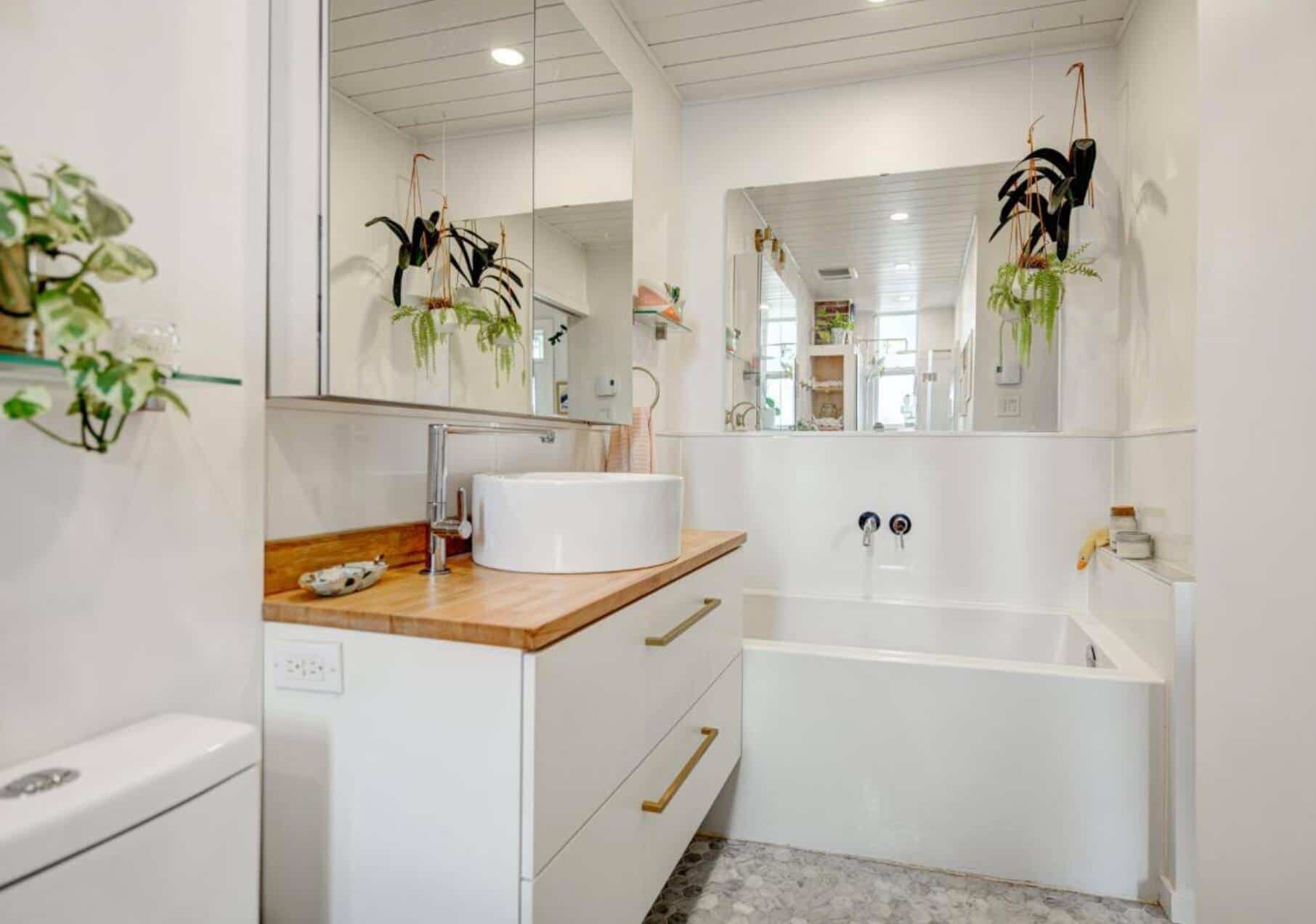 Jayraume Aubertin / Remax