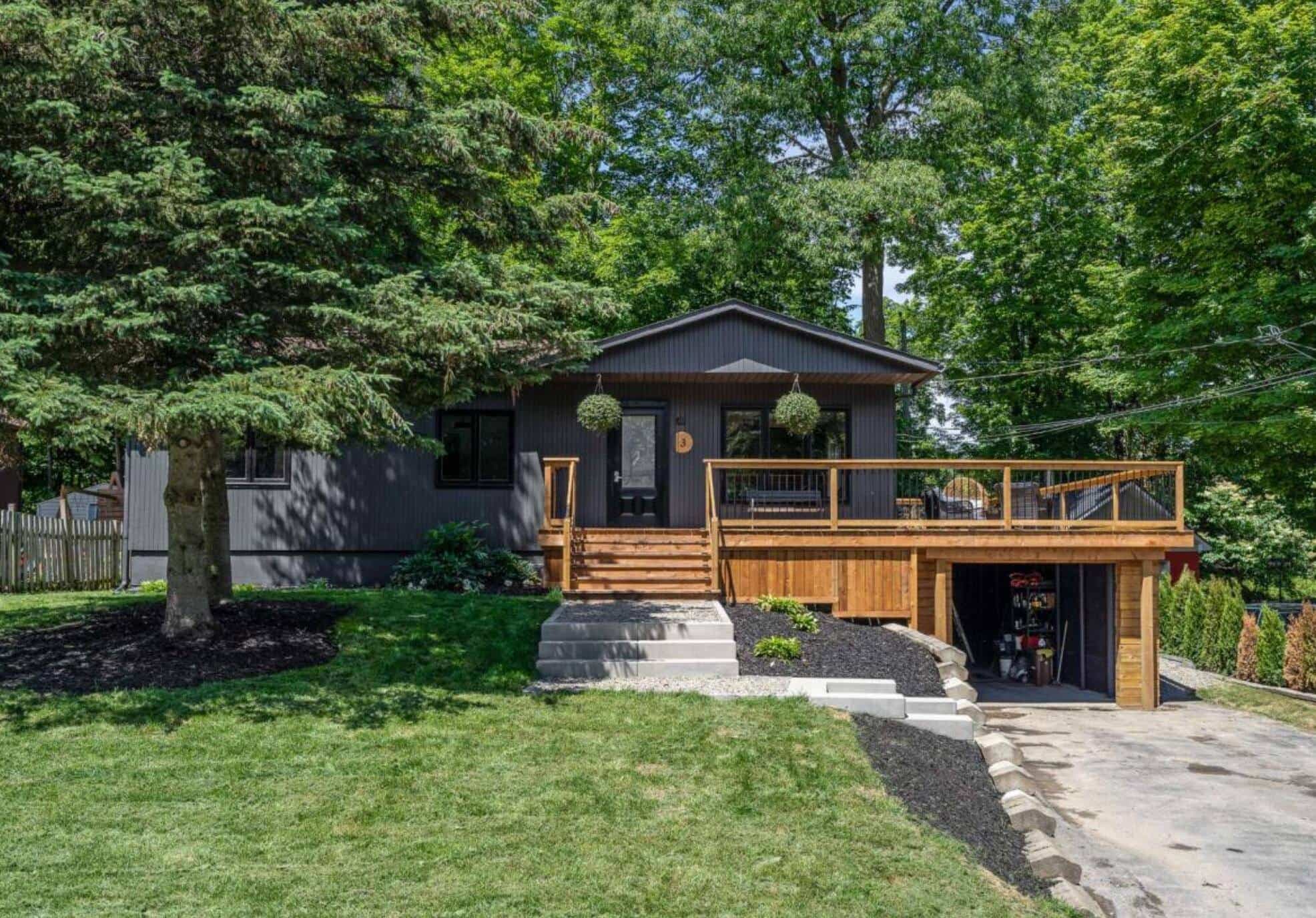 Morgan Daniels / ReMax