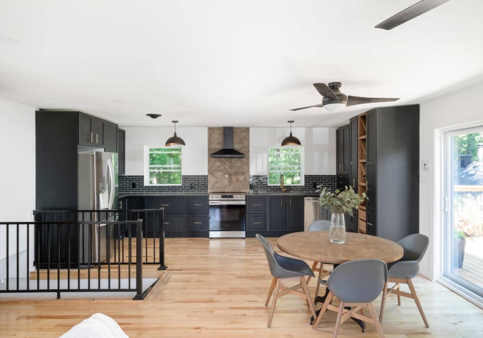 Morgan Daniels / ReMax