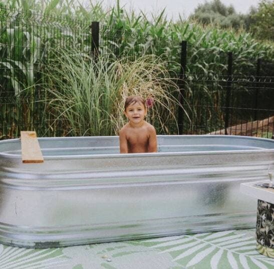 Courtoisie Salt Shack Backyards