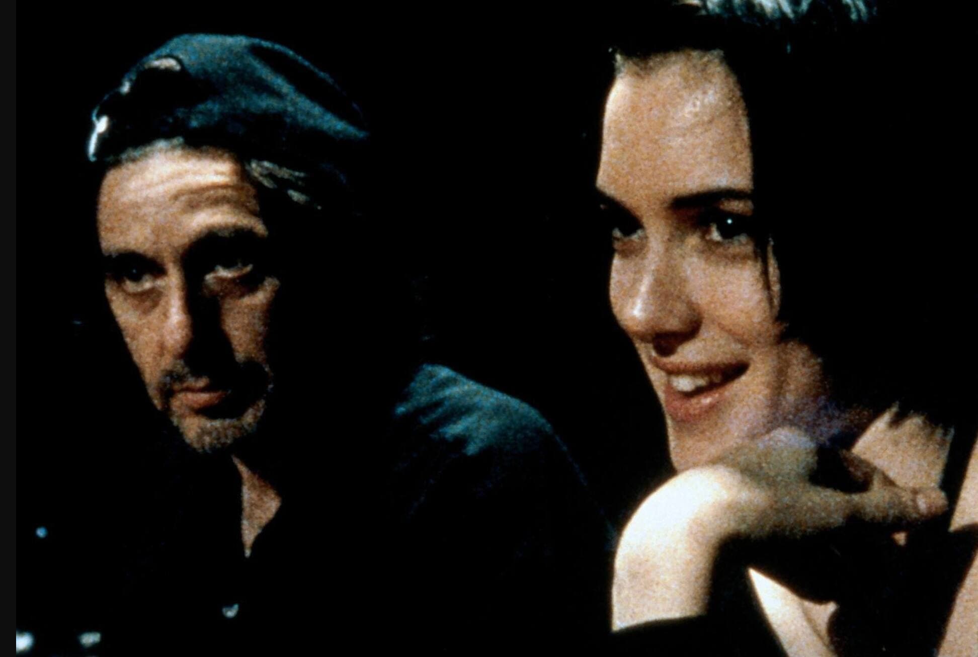 Al Pacino et Winona Ryder dans «Looking for Richard», tourné à New York en 1996. Crédit ALLOCINÉ.