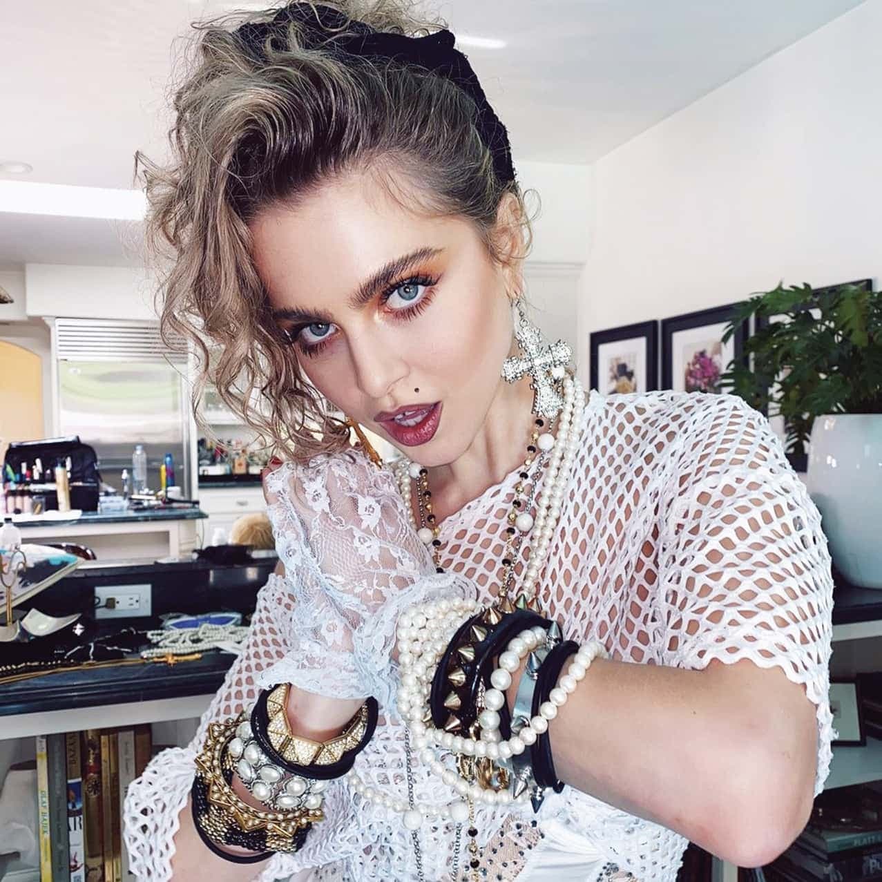«J’ai brisé l’Internet, merci pour votre soutien! @Madonna il faut se rencontrer!» a écrit Anne Winters, une grande fan!