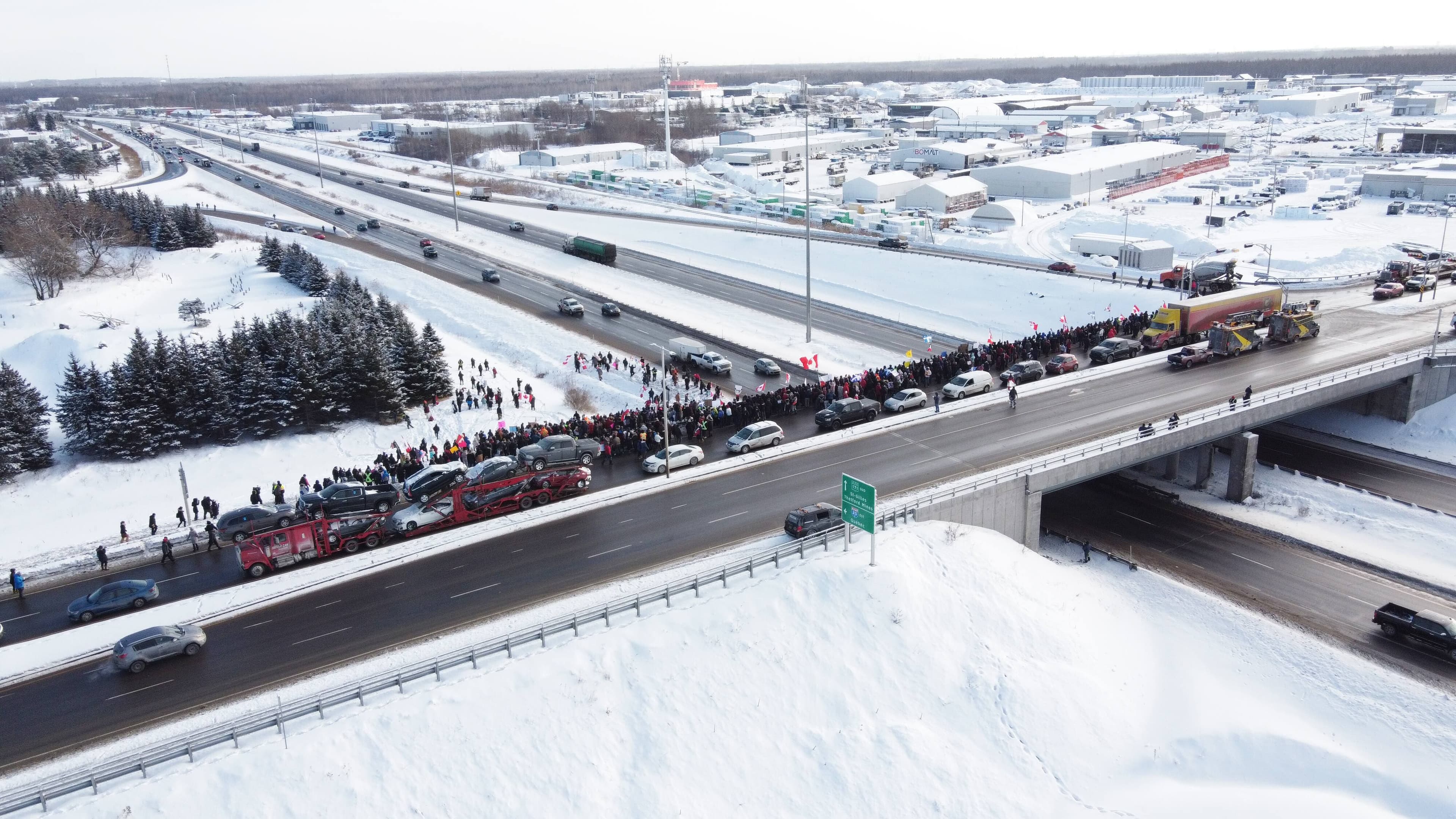Mobilisation des camionneurs à travers le Québec