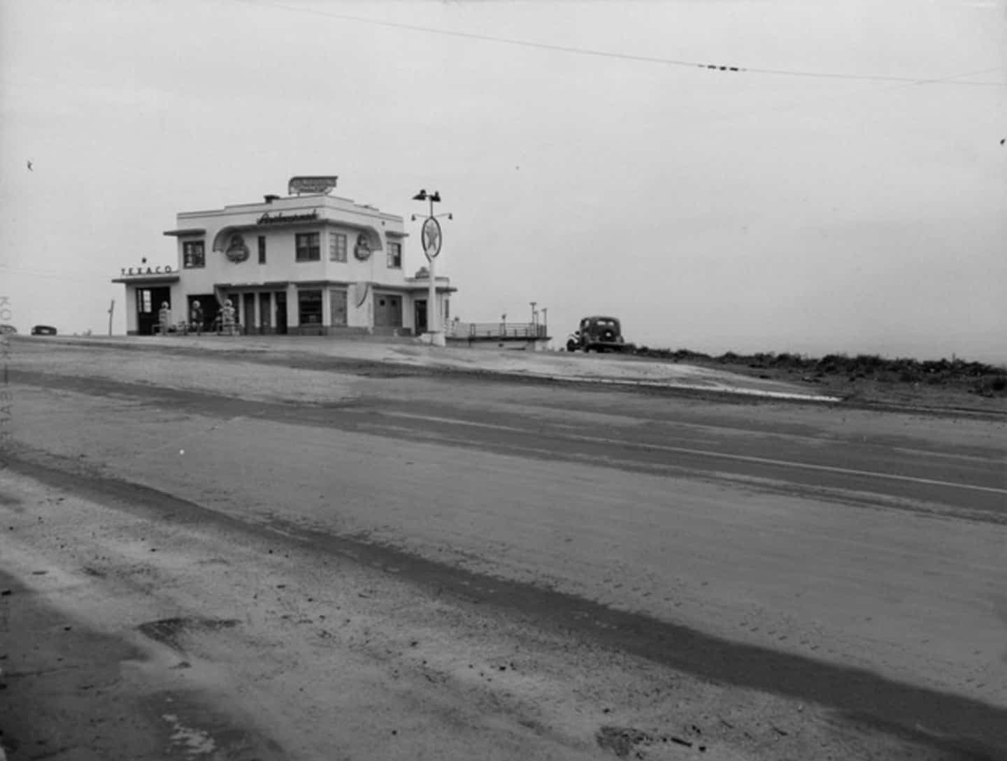 Le Restaurant Terrasse Belvédère en 1952, dans la côte Franklin, aujourd'hui la côte de la Pente-Douce.