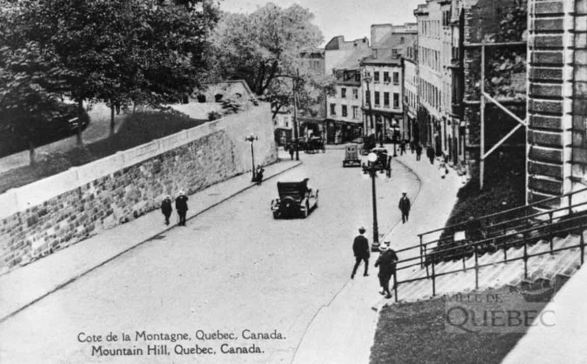La côte de la Montagne entre 1920 et 1935.