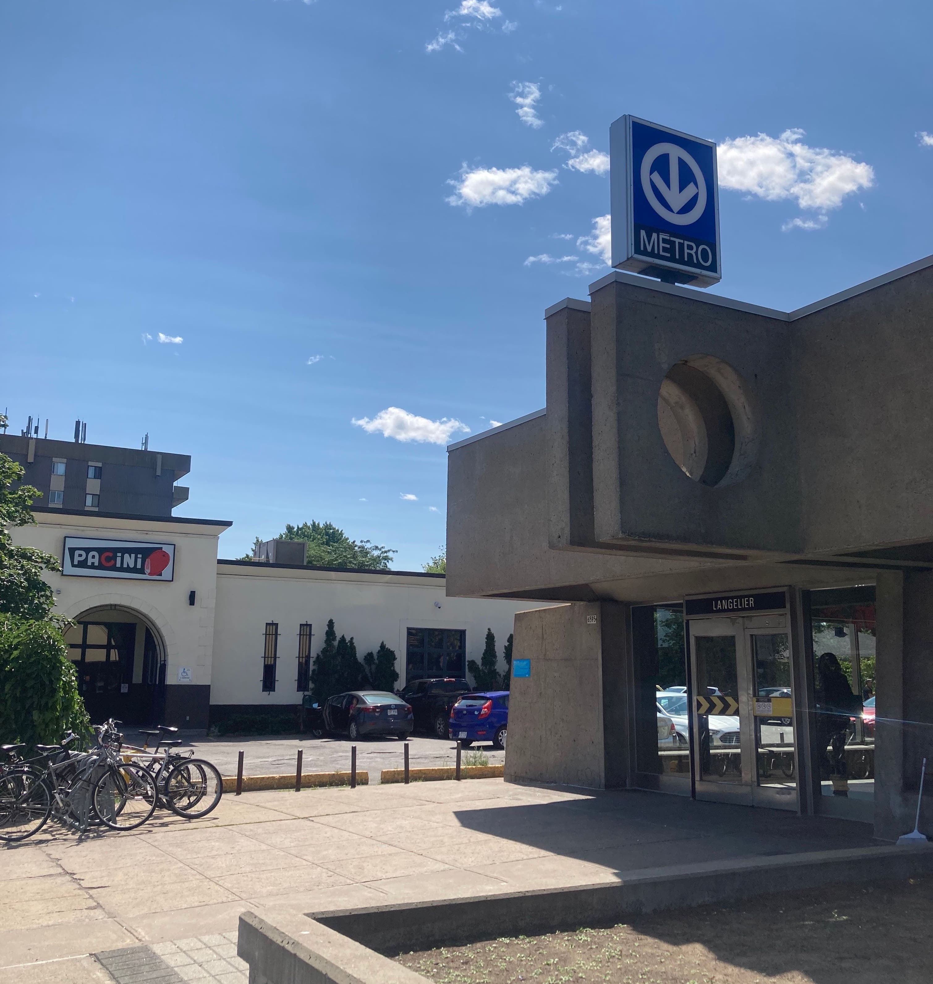 (Quoique le bar à pain du Pacini aurait fait un bon incitatif...)