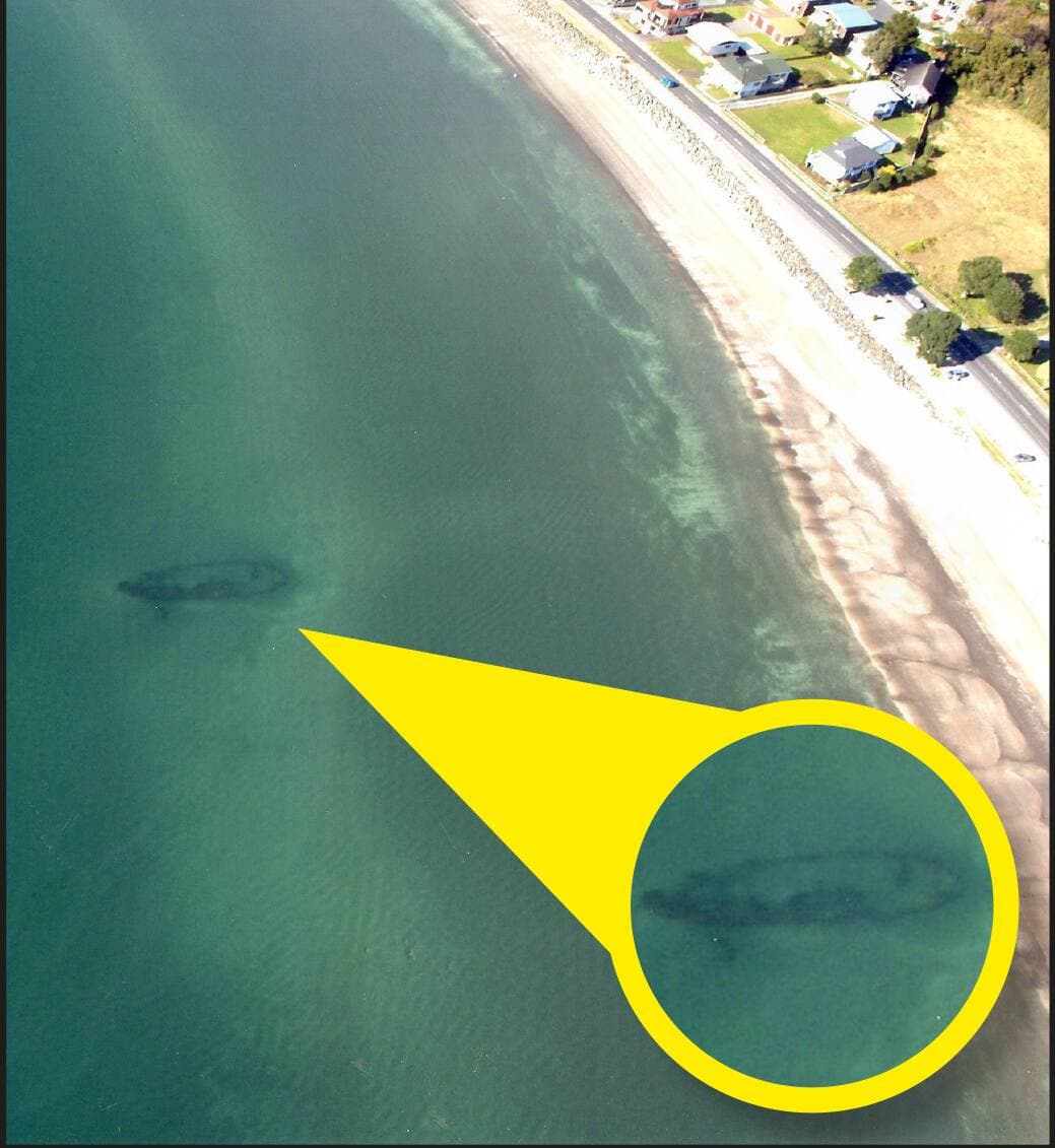 Vue aérienne de l’épave du HMS Buffalo en Nouvelle-Zélande.