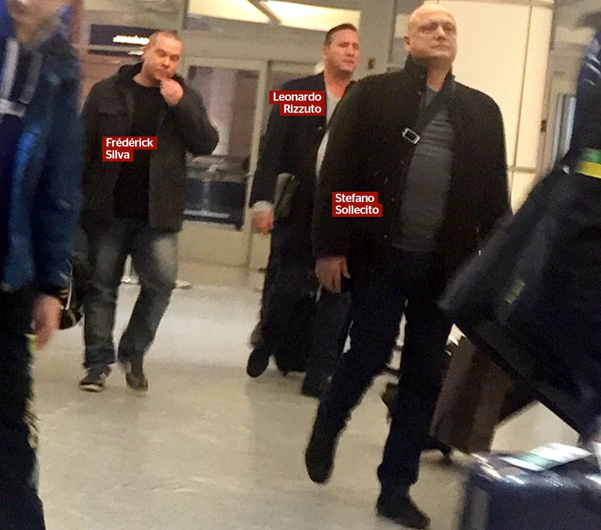 On peut voir Frédérick Silva avec Leonardo Rizzuto et Stefano Sollecito sur cette photo prise lors d’une opération de surveillance policière à l’aéroport Trudeau, le 27 mars 2015.