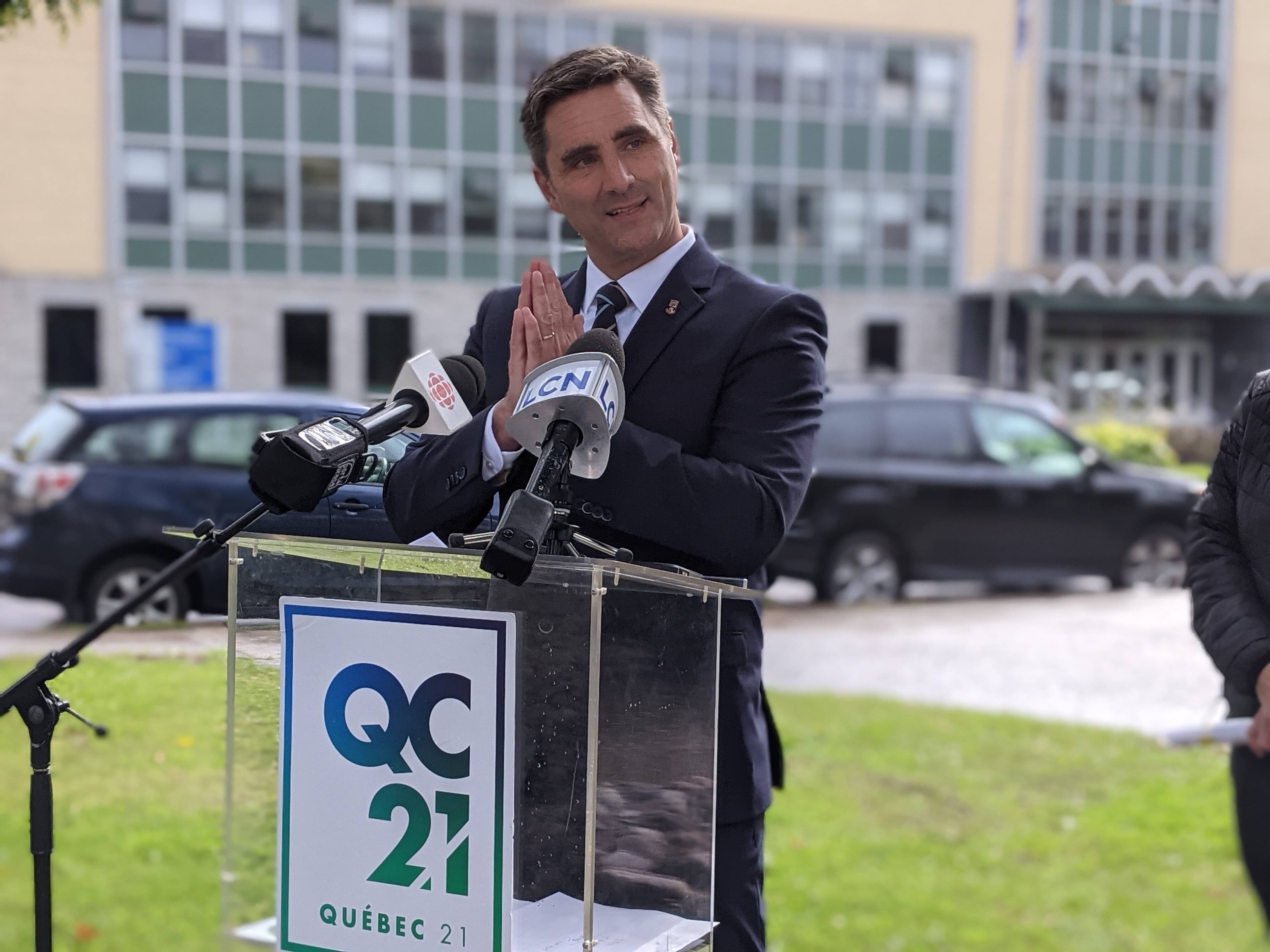 Le candidat à la mairie et chef de Québec 21, Jean-François Gosselin