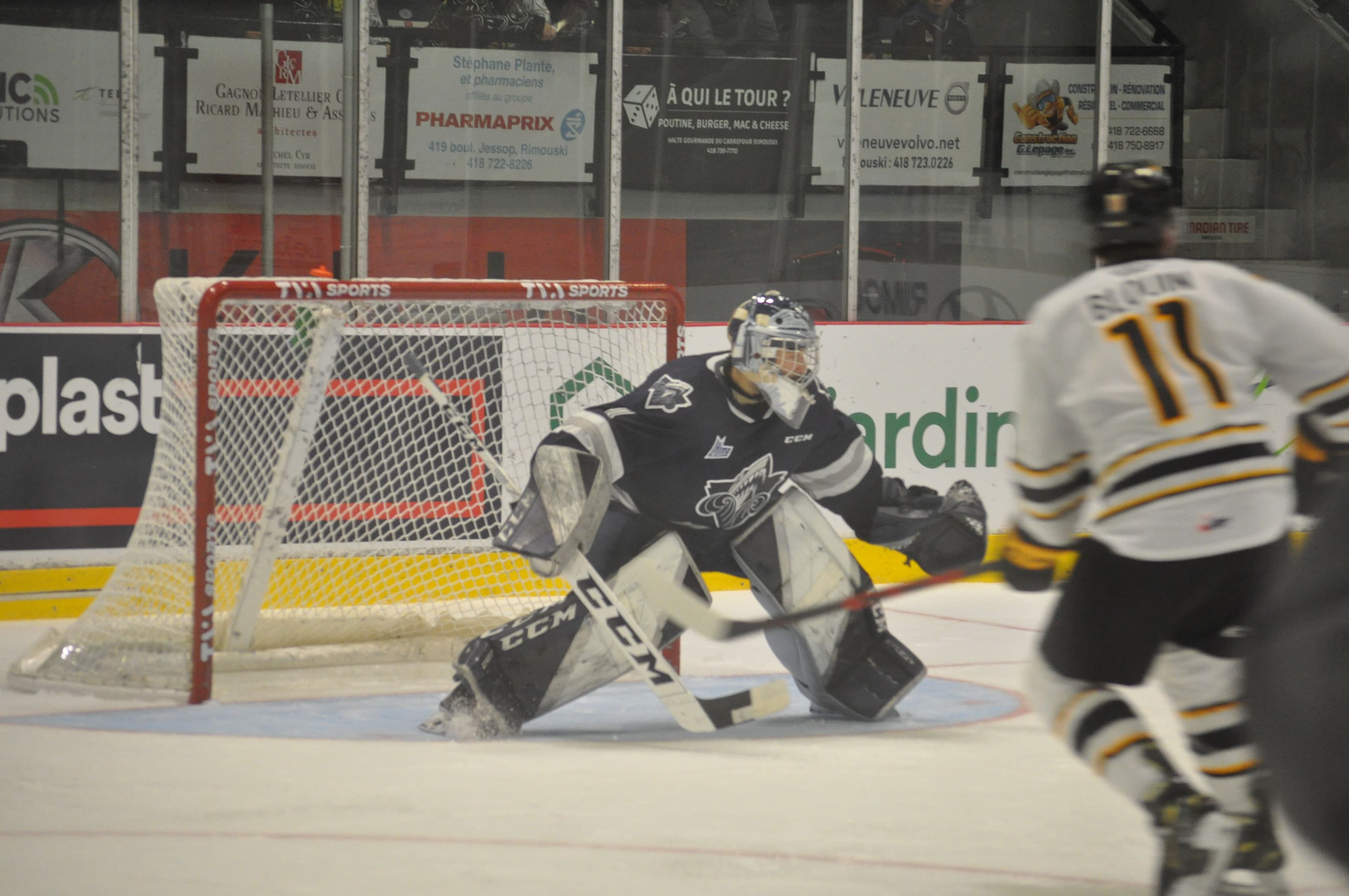 Le gardien de l’Océanic, Gabriel Robert, a fait les arrêts clés et il est demeuré calme devant son filet.