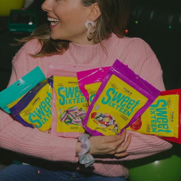 Confiserie Mondoux a lancé la marque de bonbons Sweet Sixteen en 2010.