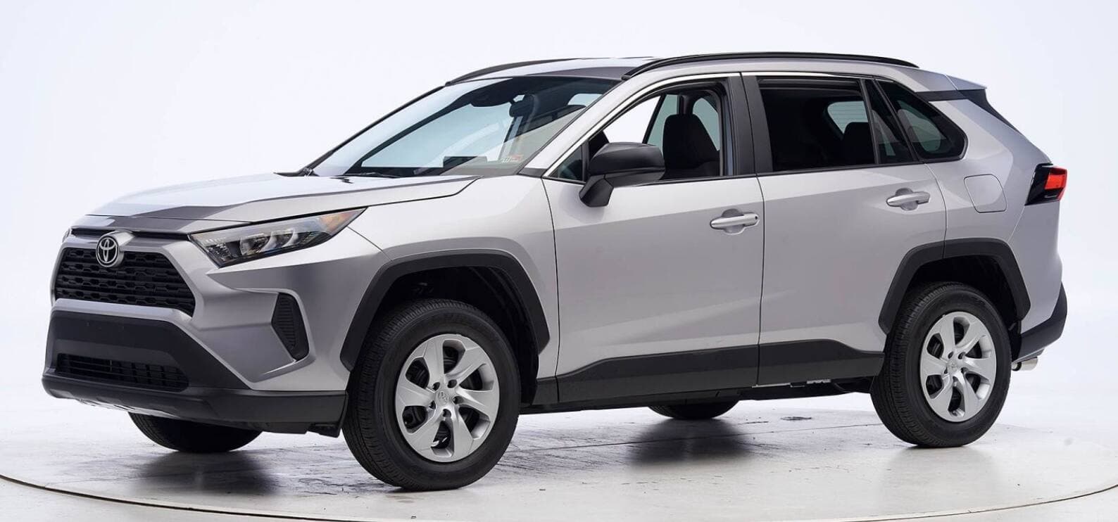 Selon Équité Association, le Toyota RAV4 2021 a été le véhicule le plus volé au Québec l’an dernier.