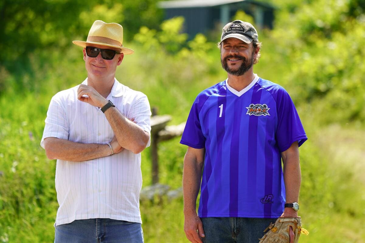 Le réalisateur Guillaume Lonergan en compagnie du comédien Anthony Lemke.