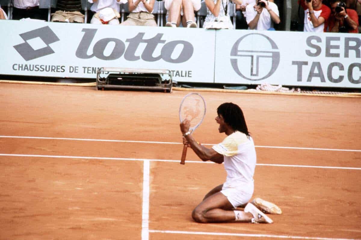 Le Français Yannick Noah a remporté Roland-Garros en 1983.