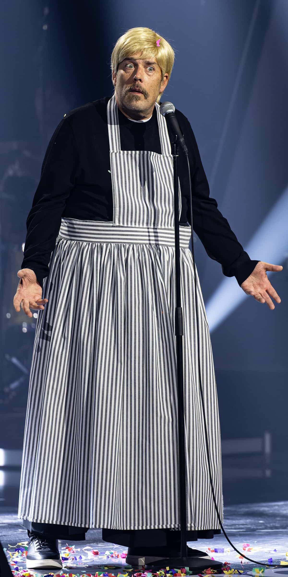 P-A Méthot avait donné un indice de son intérêt pour les comédies musicales, le mois dernier, quand il s’était transformé en Maria von Trapp de «La mélodie du bonheur».