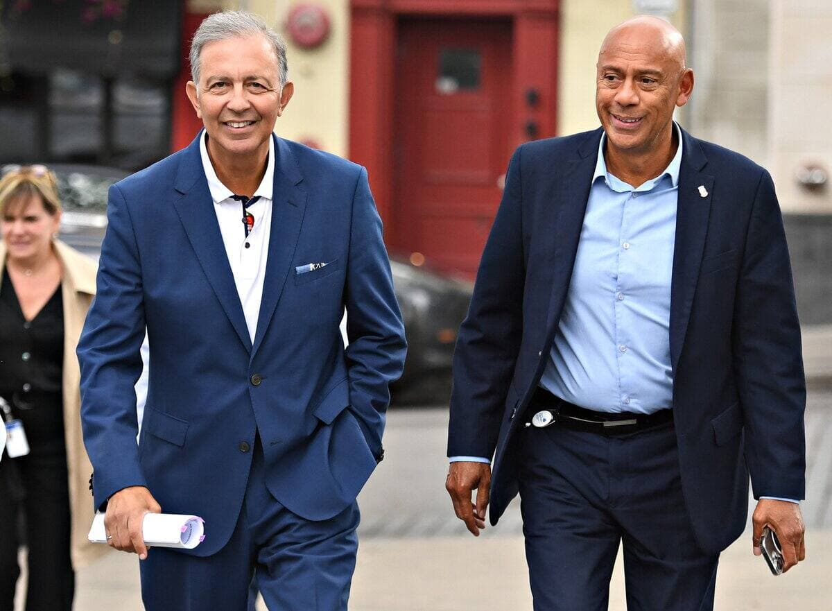 Sam Hamad, chef de Leadership Québec, en compagnie d’un des membres de son équipe, Stevens Mélançon.