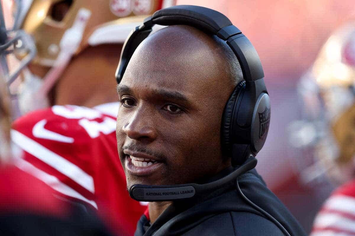 DeMeco Ryans s’est rapidement attiré les éloges en s’élevant dans le rang des entraîneurs à San Francisco.