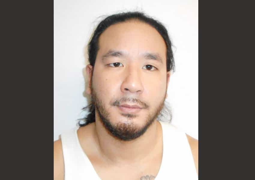 La présumée tête dirigeante du réseau criminel, Emmanuel Puthyra Roy, est en cavale et activement recherchée par les autorités